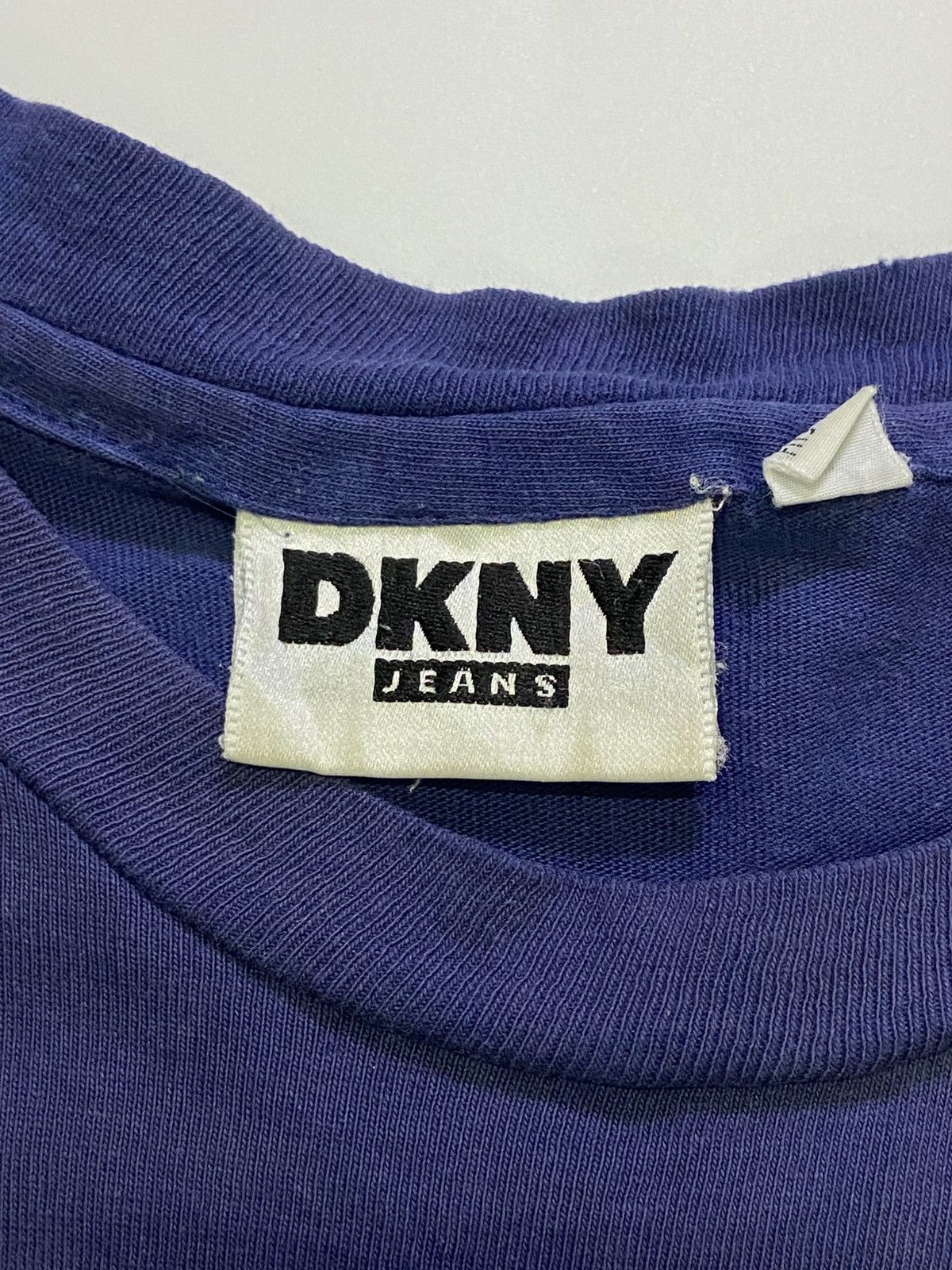DKNY VINTAGE DKNY JEANS TEE Size US L / EU 52-54 / 3 - 15 Thumbnail