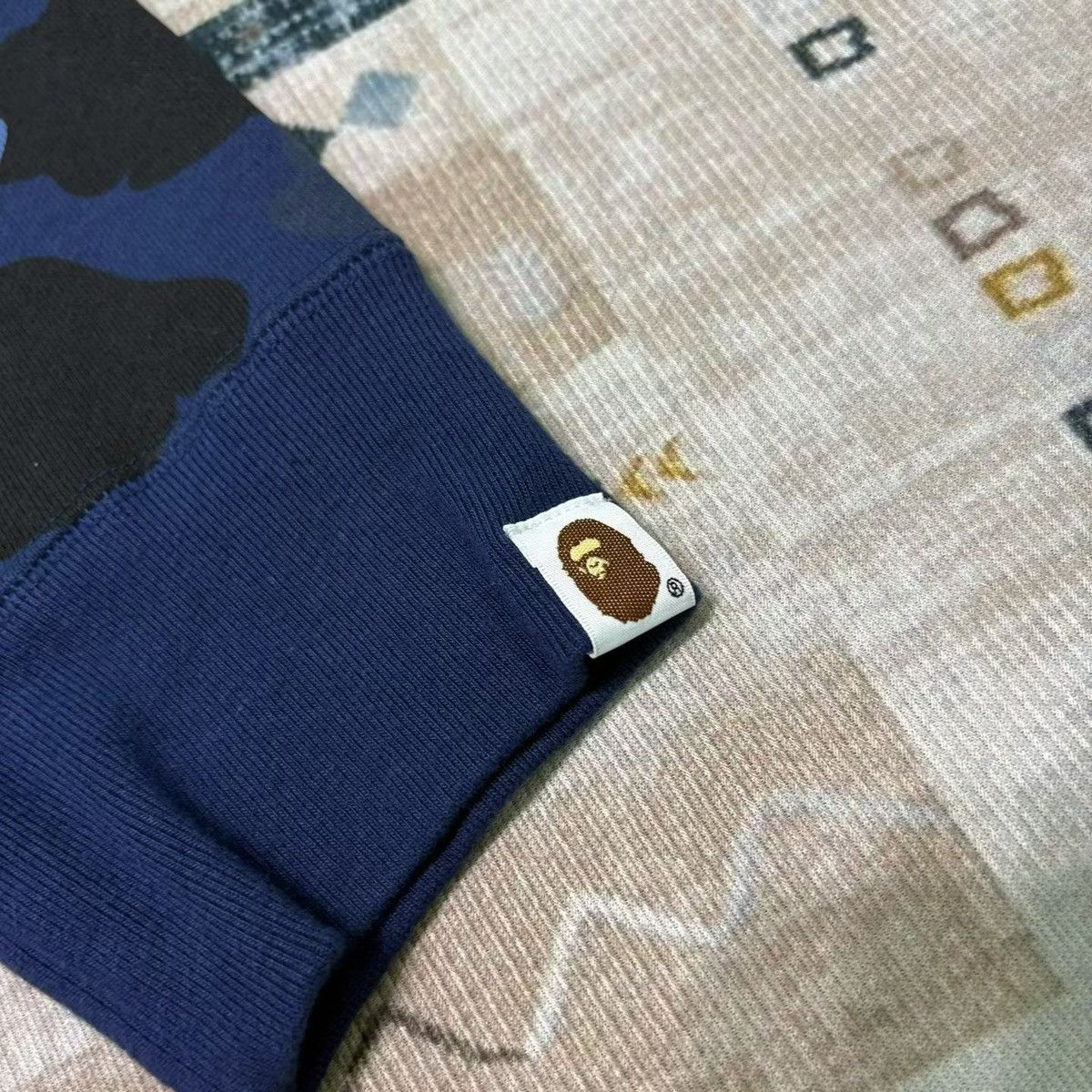 Bape BAPE CAMO SHARK HOODIE Size US XL / EU 56 / 4 - 4 Thumbnail