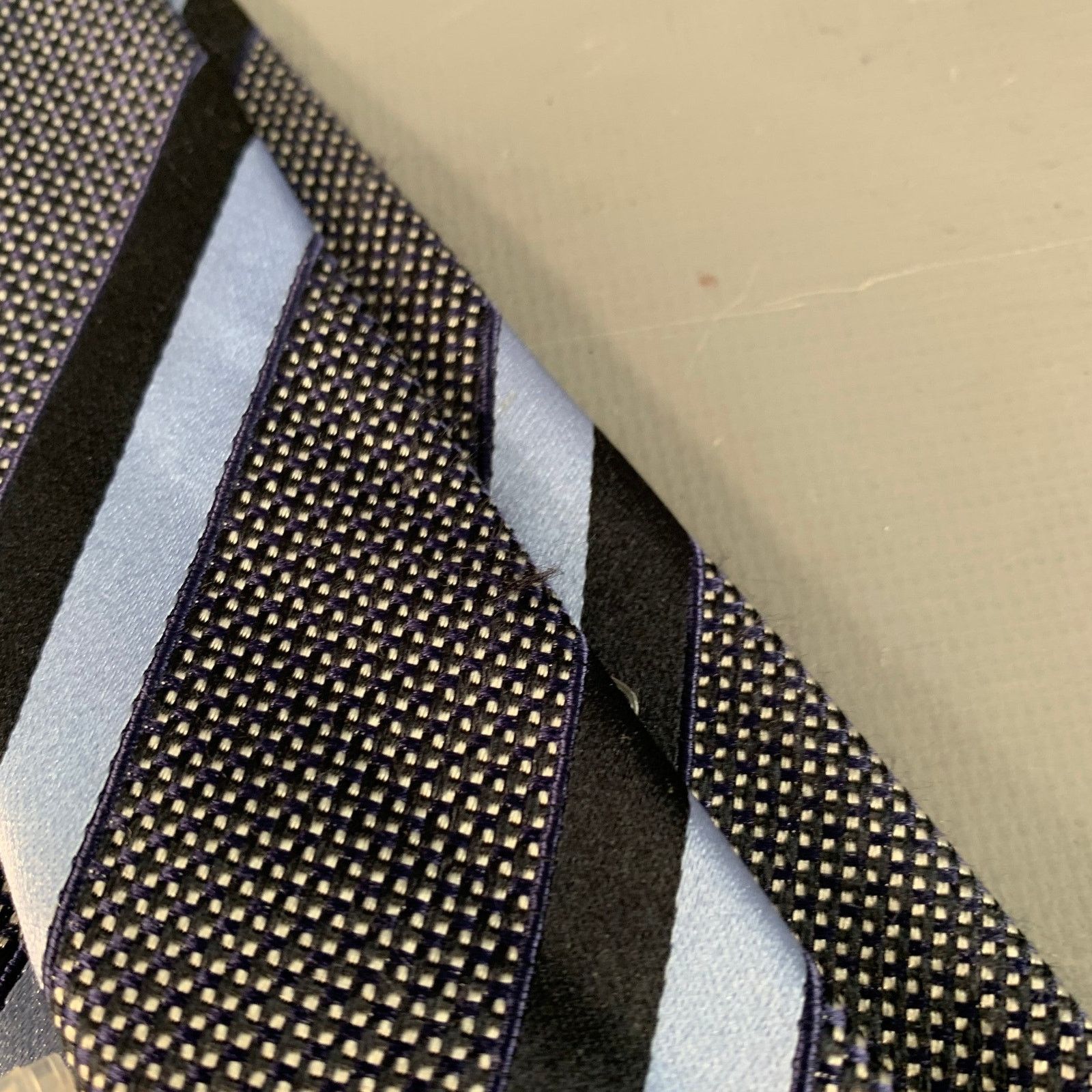 Ermenegildo Zegna Size One Size Black Blue Diagonal Stripe Silk Tie Size ONE SIZE - 6 Thumbnail