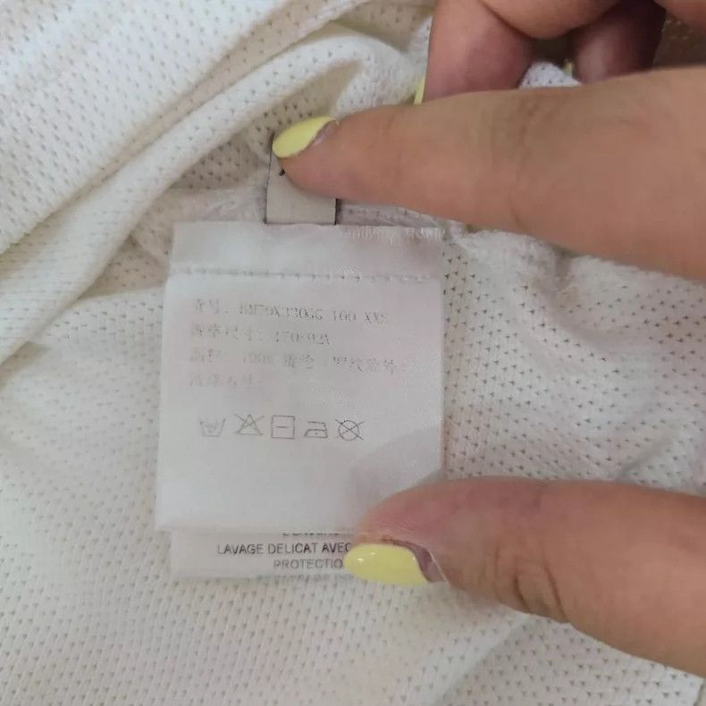 Givenchy Givenchy Printed White Short Sleeve 2506-Nextarrow Size US XXS / EU 40 - 5 Thumbnail