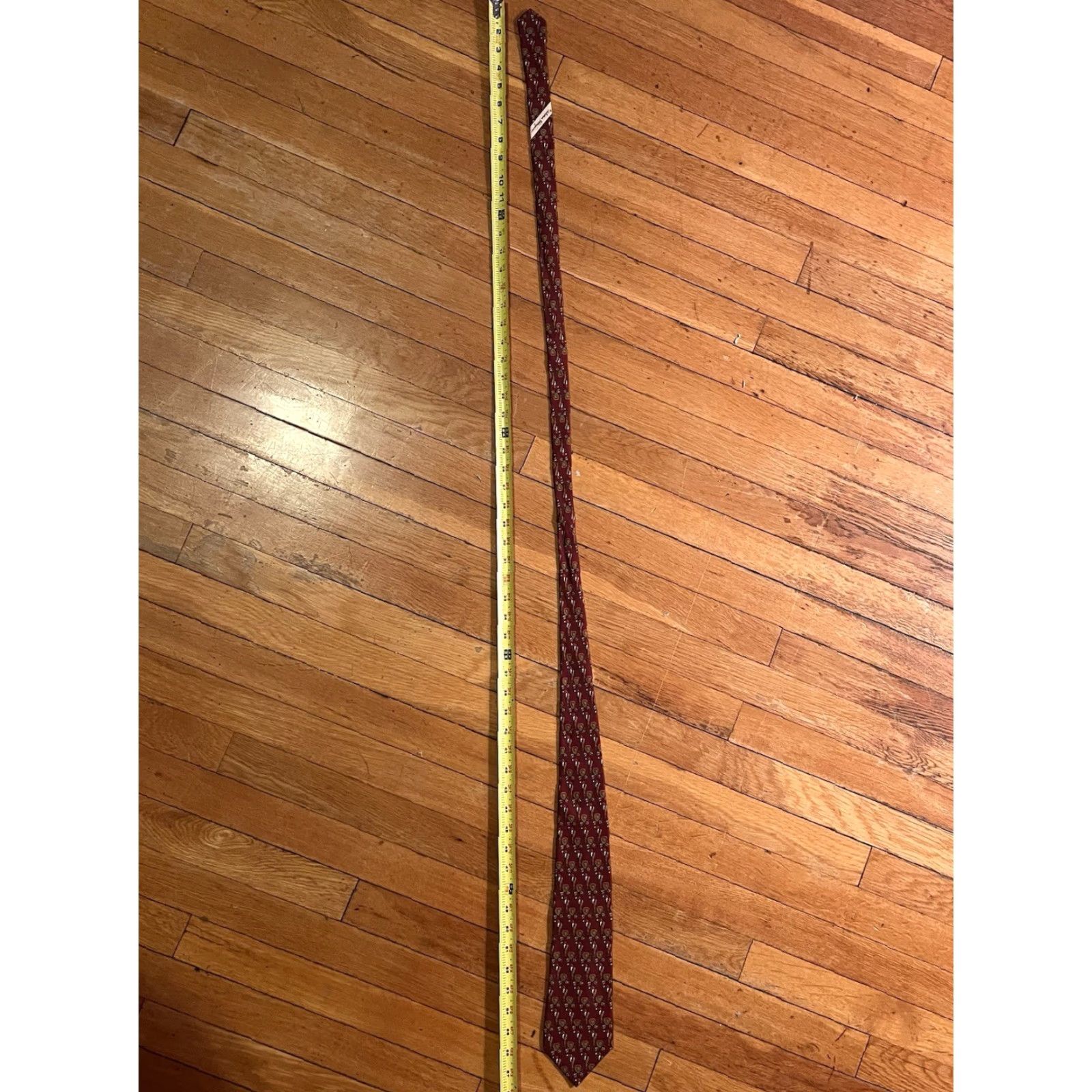 Salvatore Ferragamo VINTAGE Salvatore Ferragamo Golf Tie 100% Silk Red Geometric Logo Mens Tie 58" Long Classic 3-1/2" Wide Size ONE SIZE - 7 Thumbnail