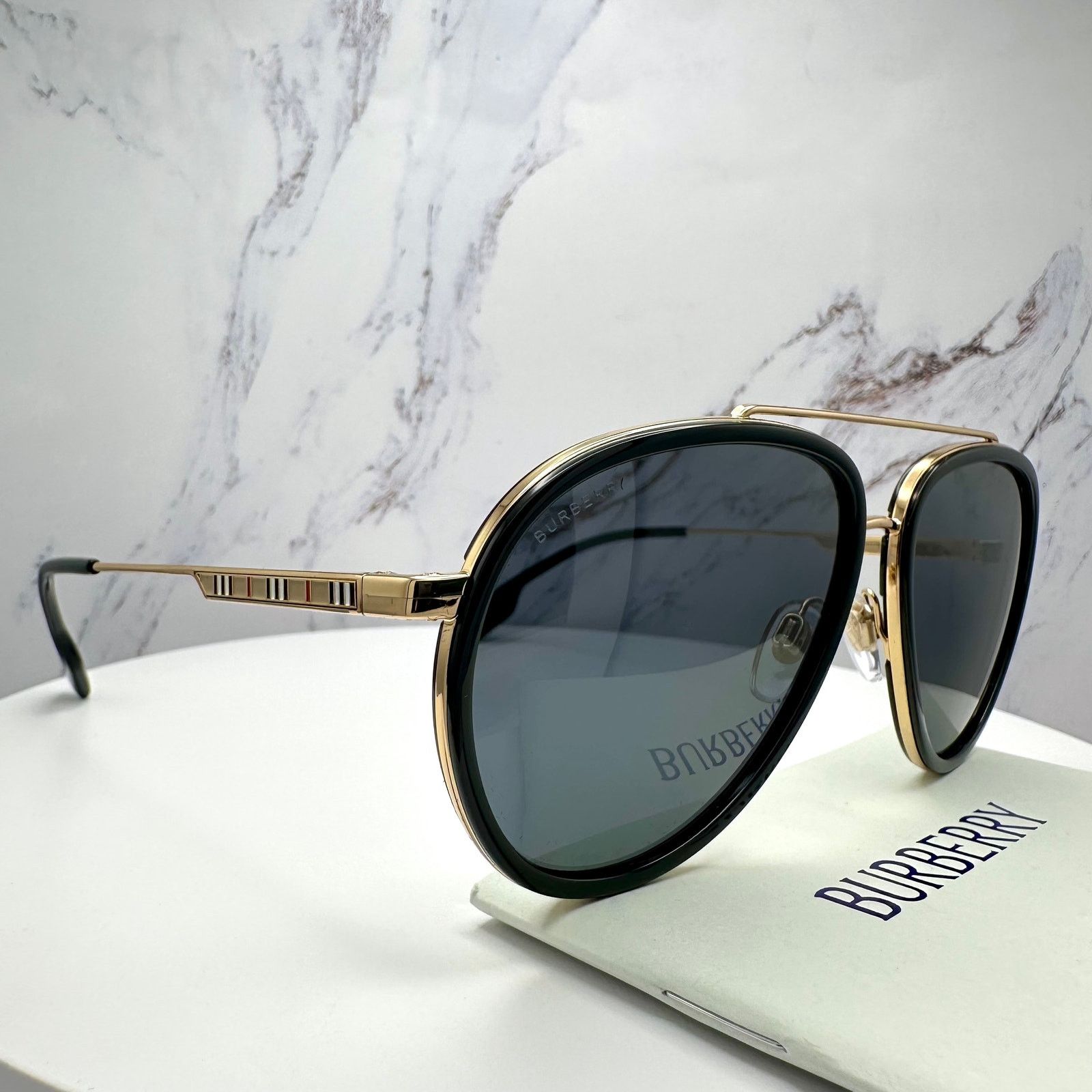 Burberry New Burberry Sunglasses Polarized Gold Black Aviator Size ONE SIZE - 8 Thumbnail