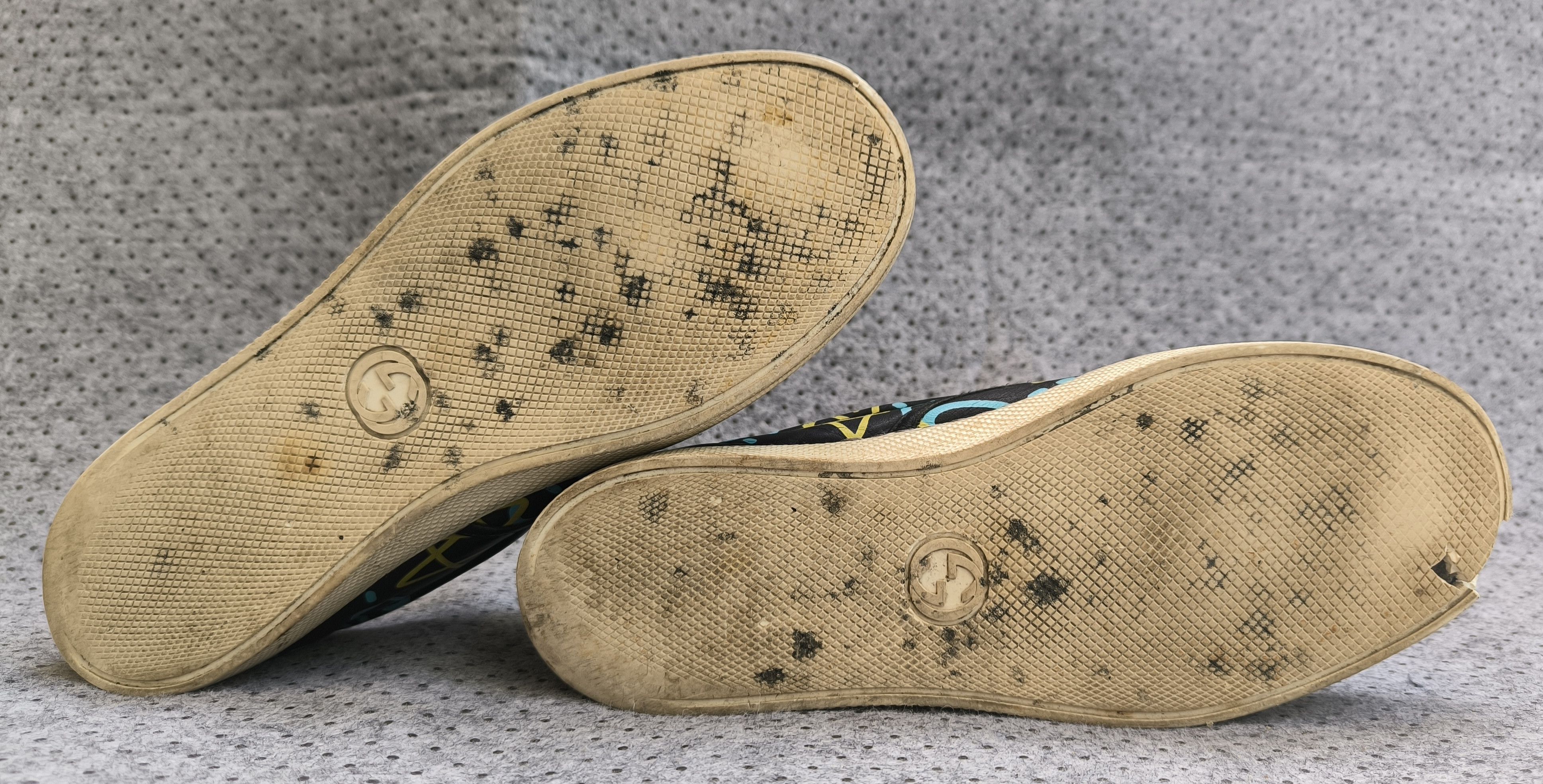 Gucci GUCCI Ghost GG graffiti leather slip on sneakers Size US 8 / EU 41 - 12 Thumbnail