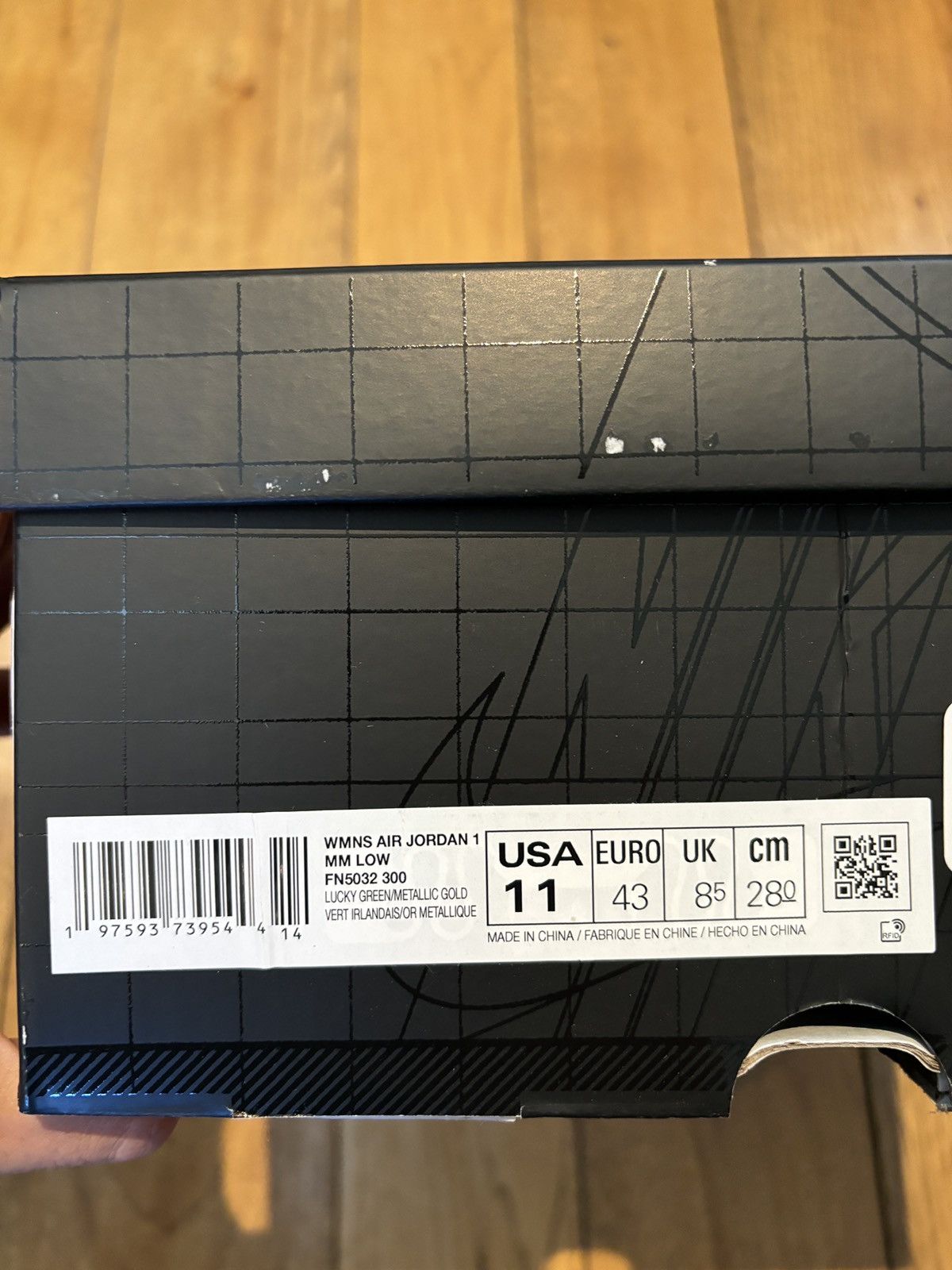Jordan Brand × Nike Jordan 1 Low Method of Make Lucky Green Metallic Gold Size US 9.5 / EU 42-43 - 10 Thumbnail