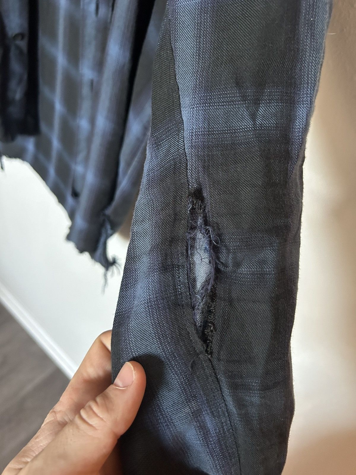 Saint Laurent Paris Saint Laurent Paris Black & Blue Distressed Flannel Size US XS / EU 42 / 0 - 9 Thumbnail
