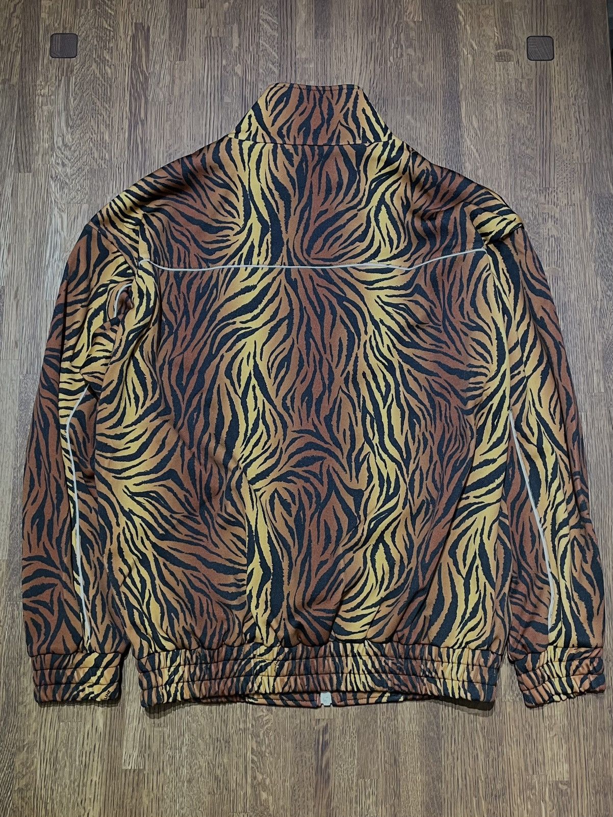Celine × Hedi Slimane CELINE - TIGER PRINT ZIP UP JERSEY Size US S / EU 44-46 / 1 - 3 Thumbnail