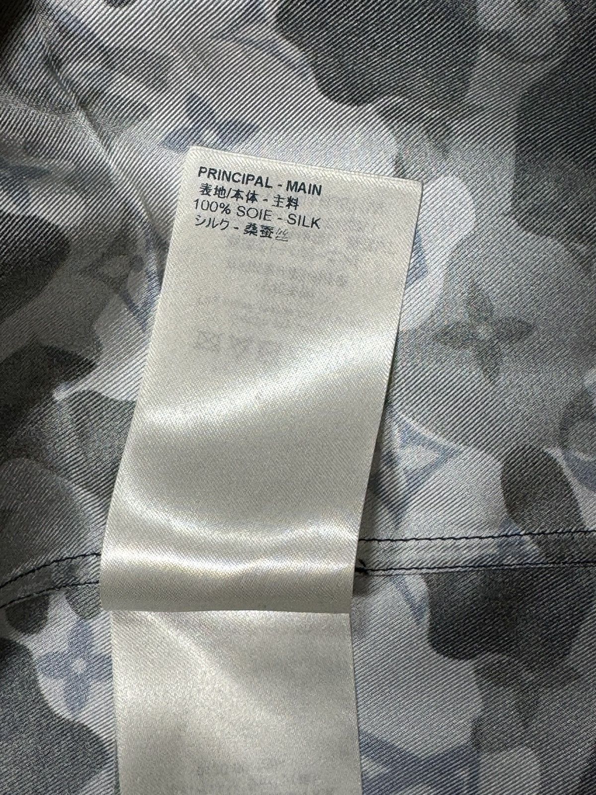 Louis Vuitton Louis Vuitton Camo Silk Shirt Virgil Abloh Size 4L Size US XXL / EU 58 / 5 - 8 Thumbnail