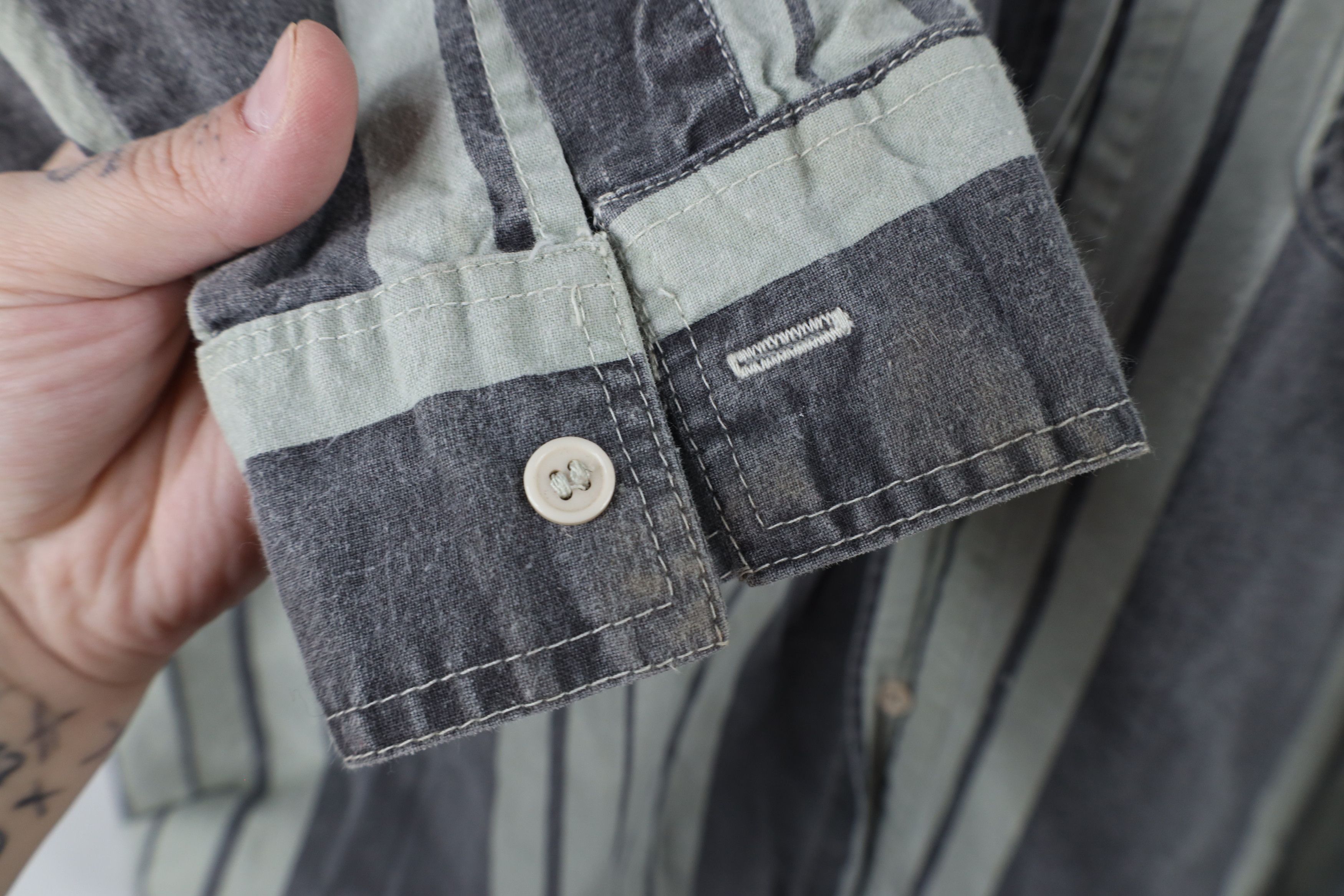 Vintage Vintage 90s Streetwear Stonewash Block Button Shirt Cotton Size US XL / EU 56 / 4 - 4 Thumbnail
