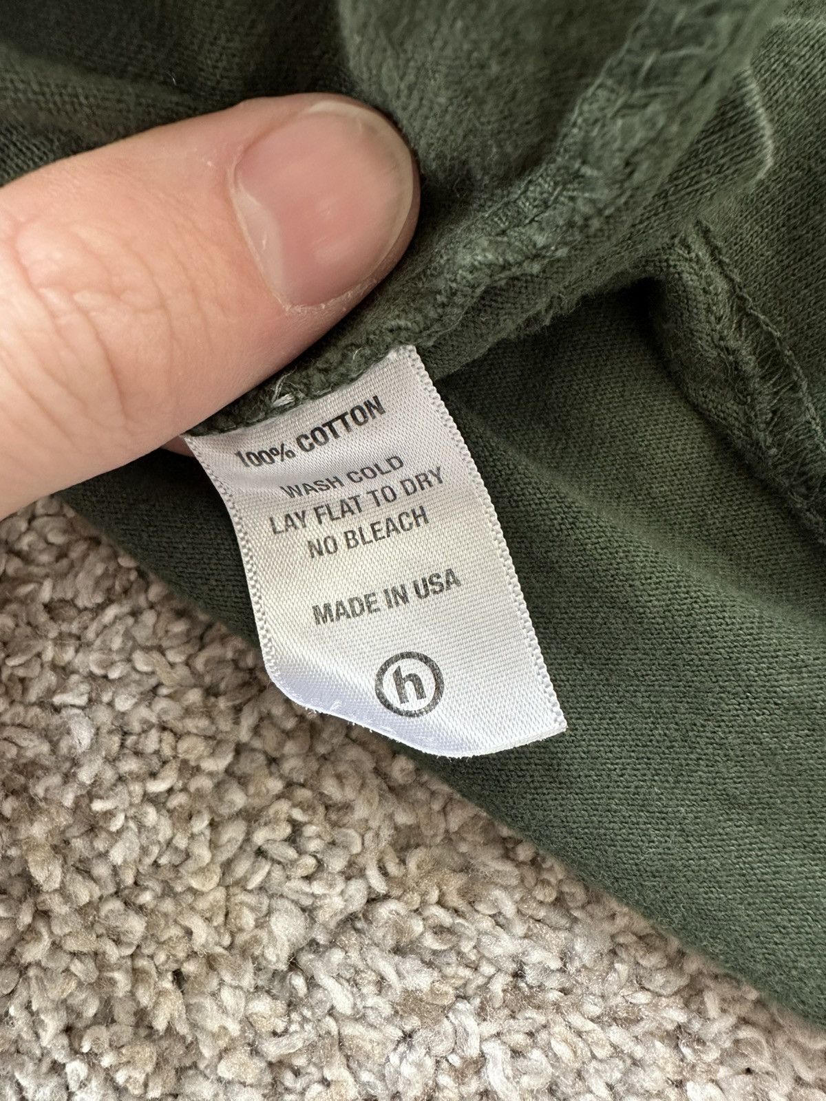 HIDDEN HIDDEN NY past present future Size US M / EU 48-50 / 2 - 6 Thumbnail