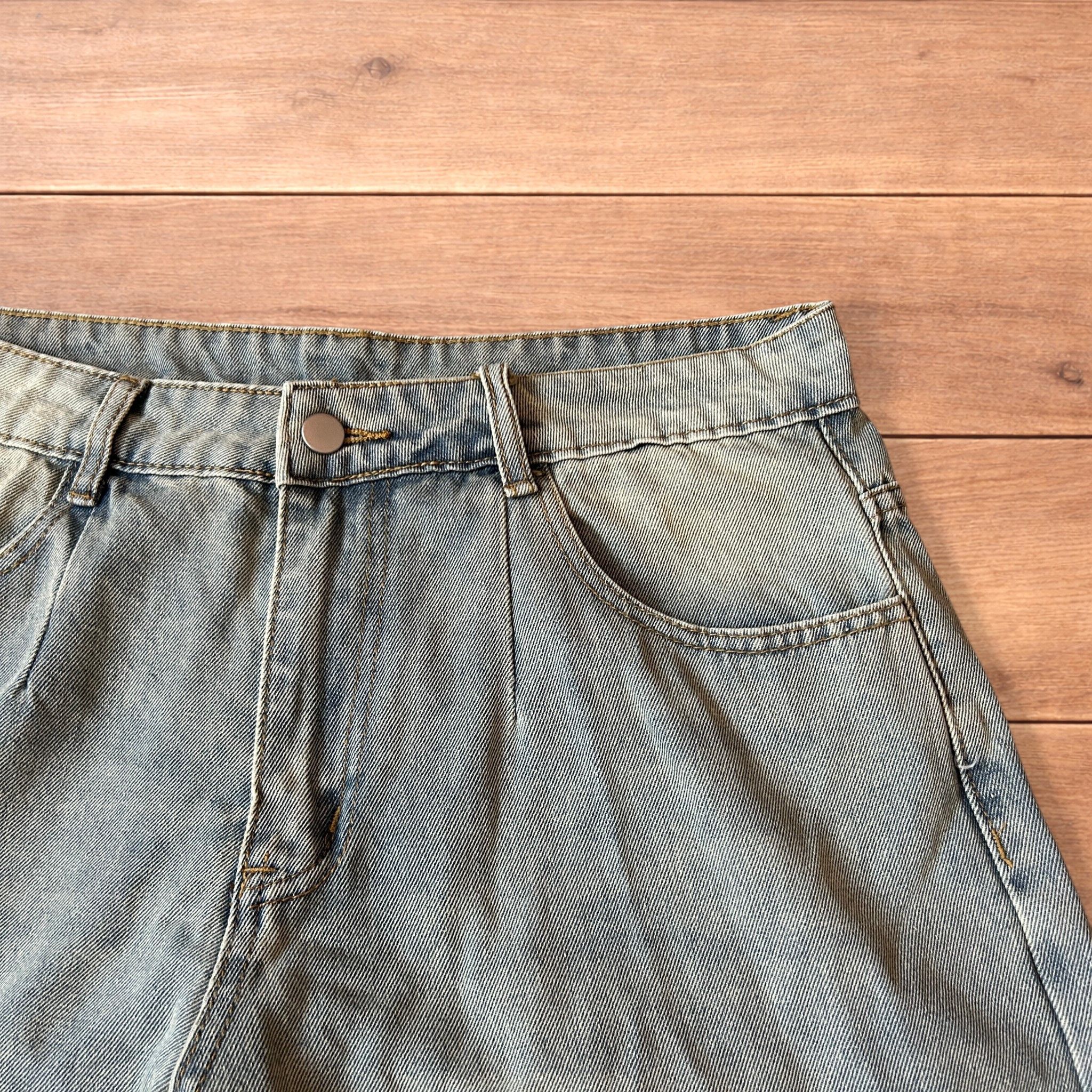 Japanese Brand Baggy wide leg denim shorts jorts with fade in light blue. Size US 34 / EU 50 - 3 Thumbnail