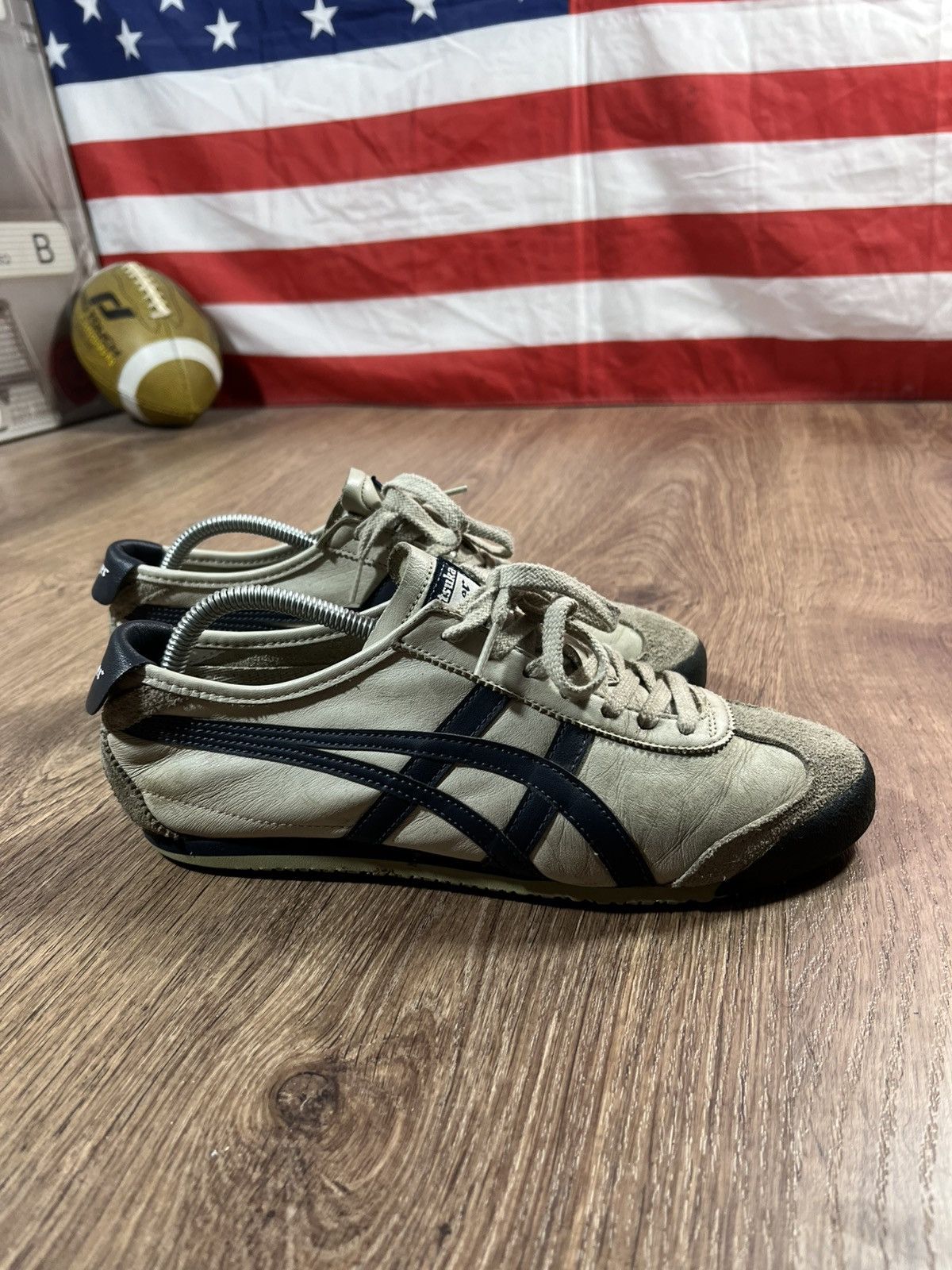 Asics Vintage Asics Onitsuka Tiger🐯 Sneakers Size US 8.5 / EU 41-42 - 1 Thumbnail