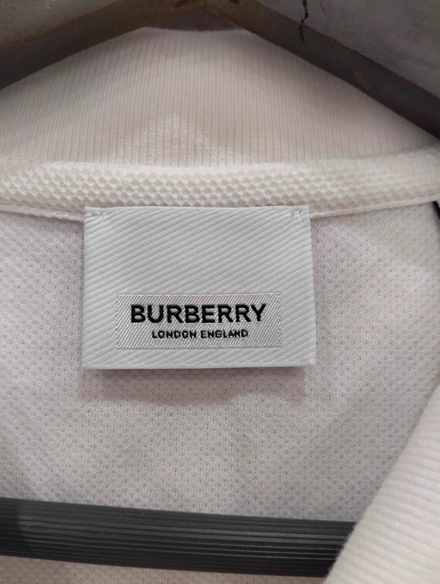 Burberry BURBERRY Chest Embroidered Logo ShortSleeve Polo XL Size US XL / EU 56 / 4 - 3 Thumbnail