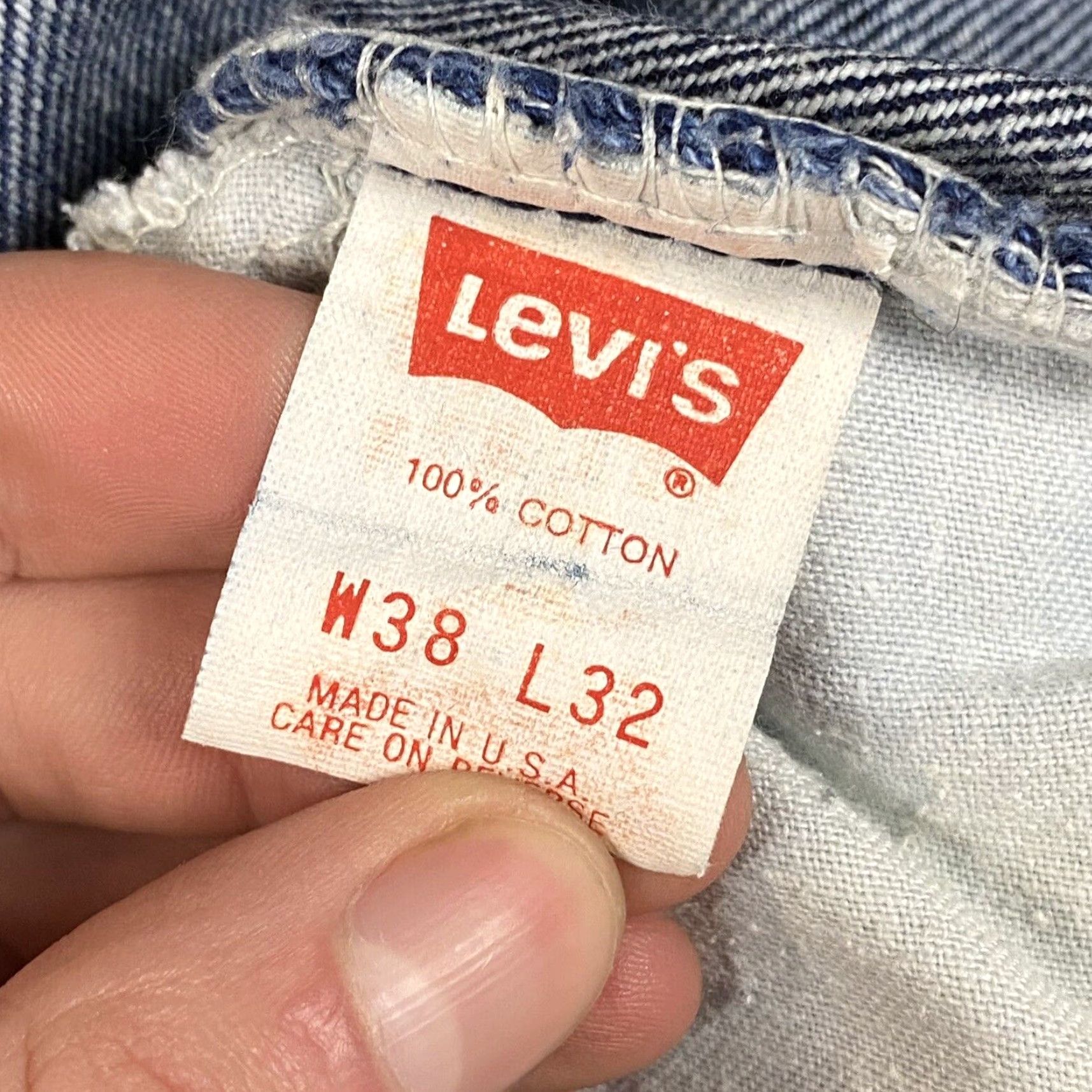 Levi's Vintage Levi's 550 Jeans Men Dark Wash Denim 38x32 USA Made Faded Tapered Size US 38 / EU 54 - 6 Thumbnail