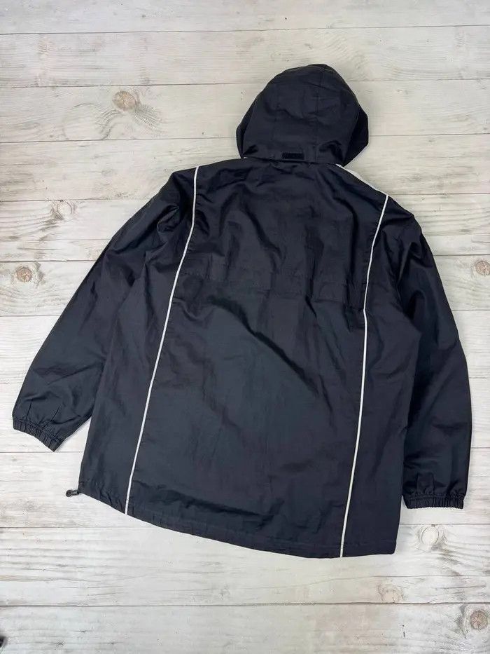 Nike Vintage Nike Nylon Windbreaker Track Jacket 00s Striped Y2K Size US L / EU 52-54 / 3 - 13 Thumbnail