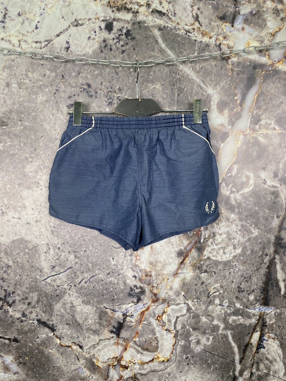 Fred Perry × Vintage Women’s Fred Perry Shorts Vintage Rare Size Medium Size 25" / US 0 / IT 36 - 1 Thumbnail