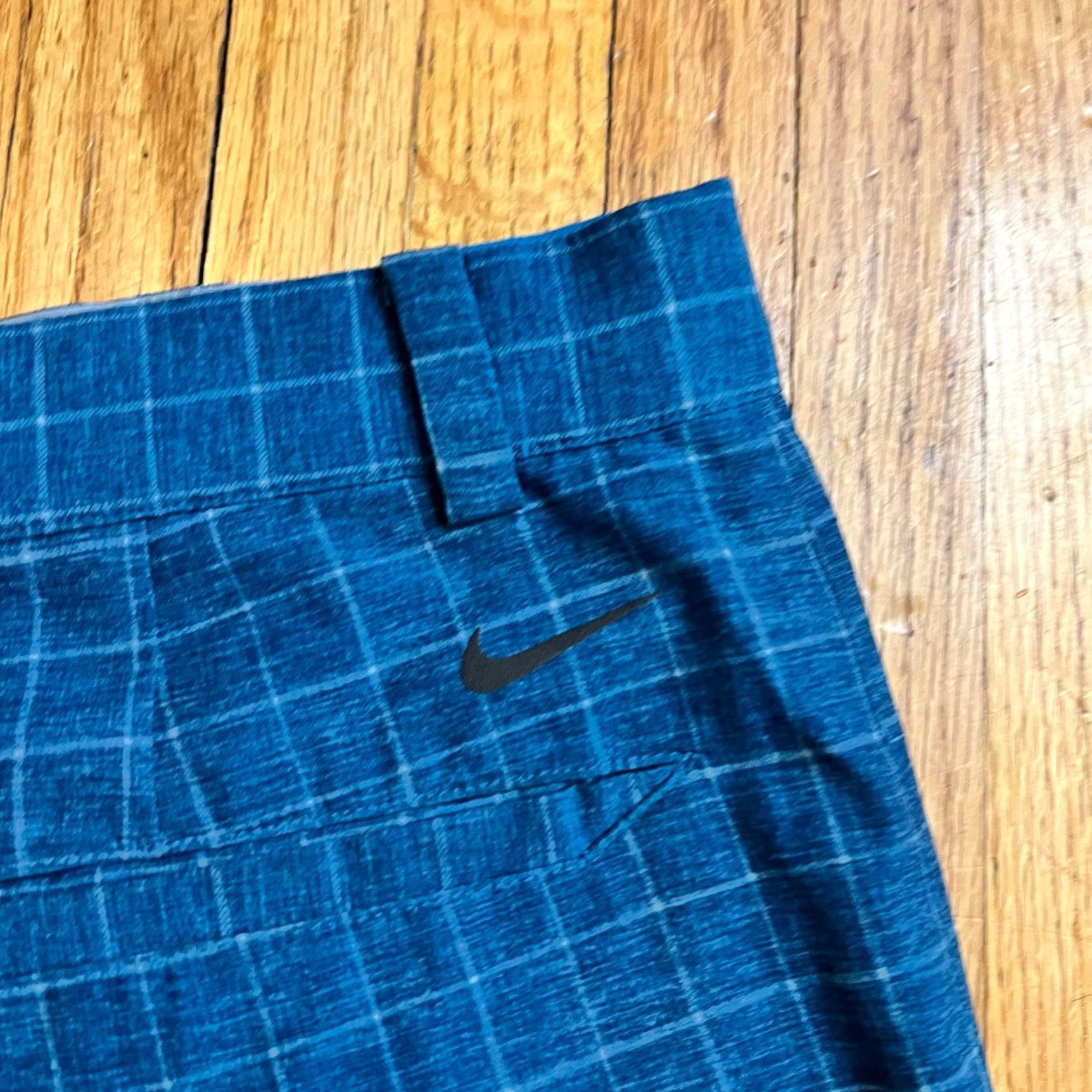 Nike Nike Shorts Mens 34 Blue Plaid Performance Golf Chino Polyester Spandex X10.5 Regular Athletic Mens Size US 34 / EU 50 - 2 Thumbnail