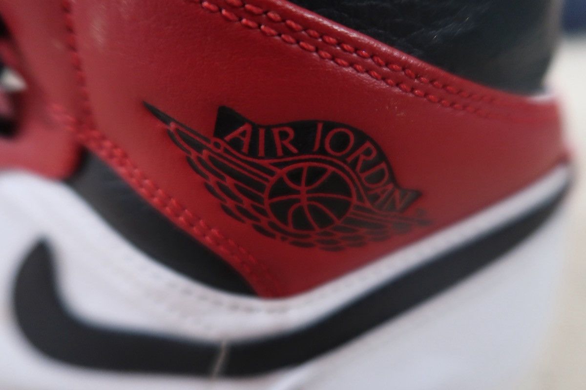 Nike nike jordan 1 mid ‘tropical twist igloo’ men’s sneakers Size US 10.5 / EU 43-44 - 9 Thumbnail