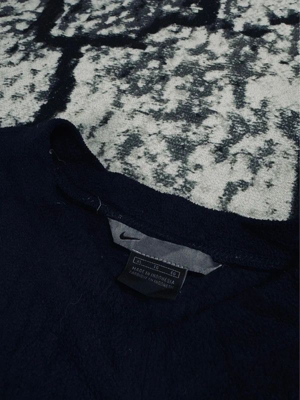 Nike Nike Vintage Navy Blue Swoosh Crewneck Fleece Sweatshirt XL Size US XL / EU 56 / 4 - 4 Thumbnail