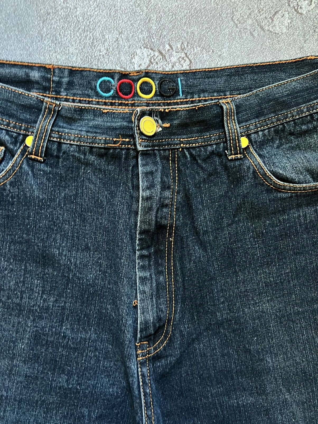 Coogi 90s Vintage Jeans Shorts Sweater Embroidered Big Logo Baggy Size US 40 / EU 56 - 13 Thumbnail