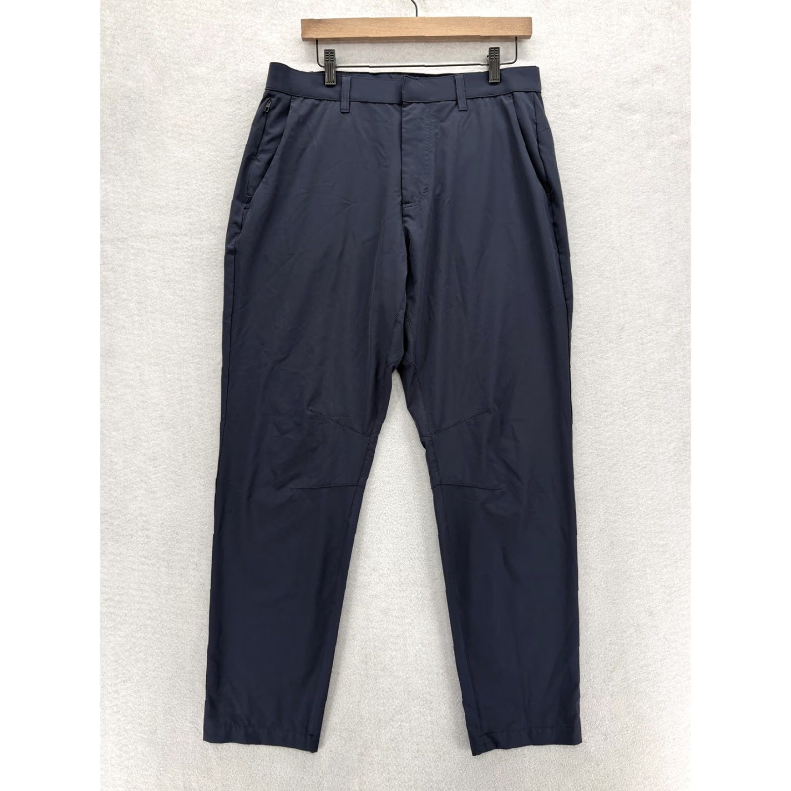 Fabletics Fabletics Mens Pant Chino Slim Tapered Flat Front Zip Pockets Navy Blue 34 in Inseam 30 in Regular Polyester Athletic Kold? Size US 33 - 2 Thumbnail