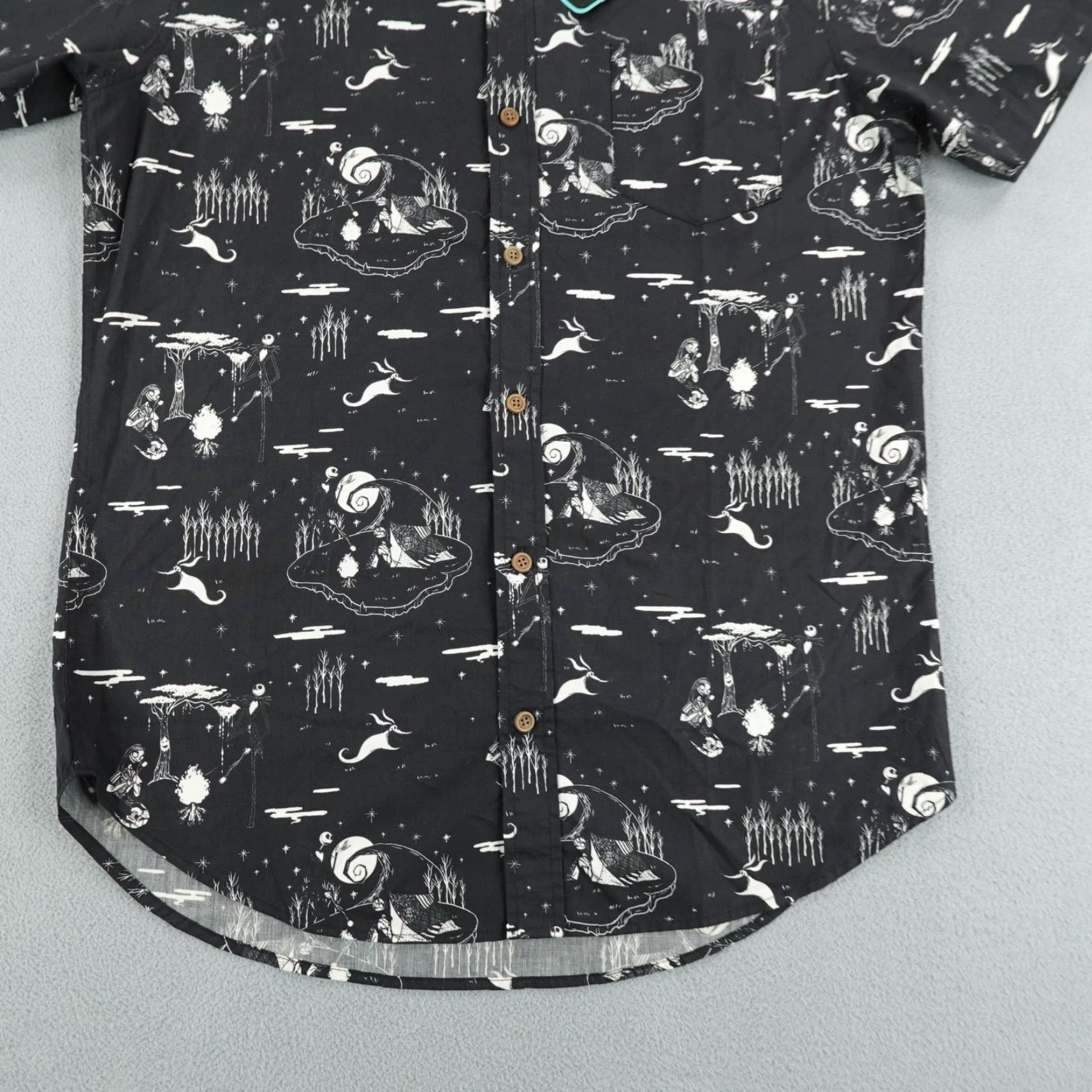 Disney VINTAGE Disney Shirt Button-Up Small Black Graphic Print Nightmare Before Christmas Mens Size US S / EU 44-46 / 1 - 4 Thumbnail