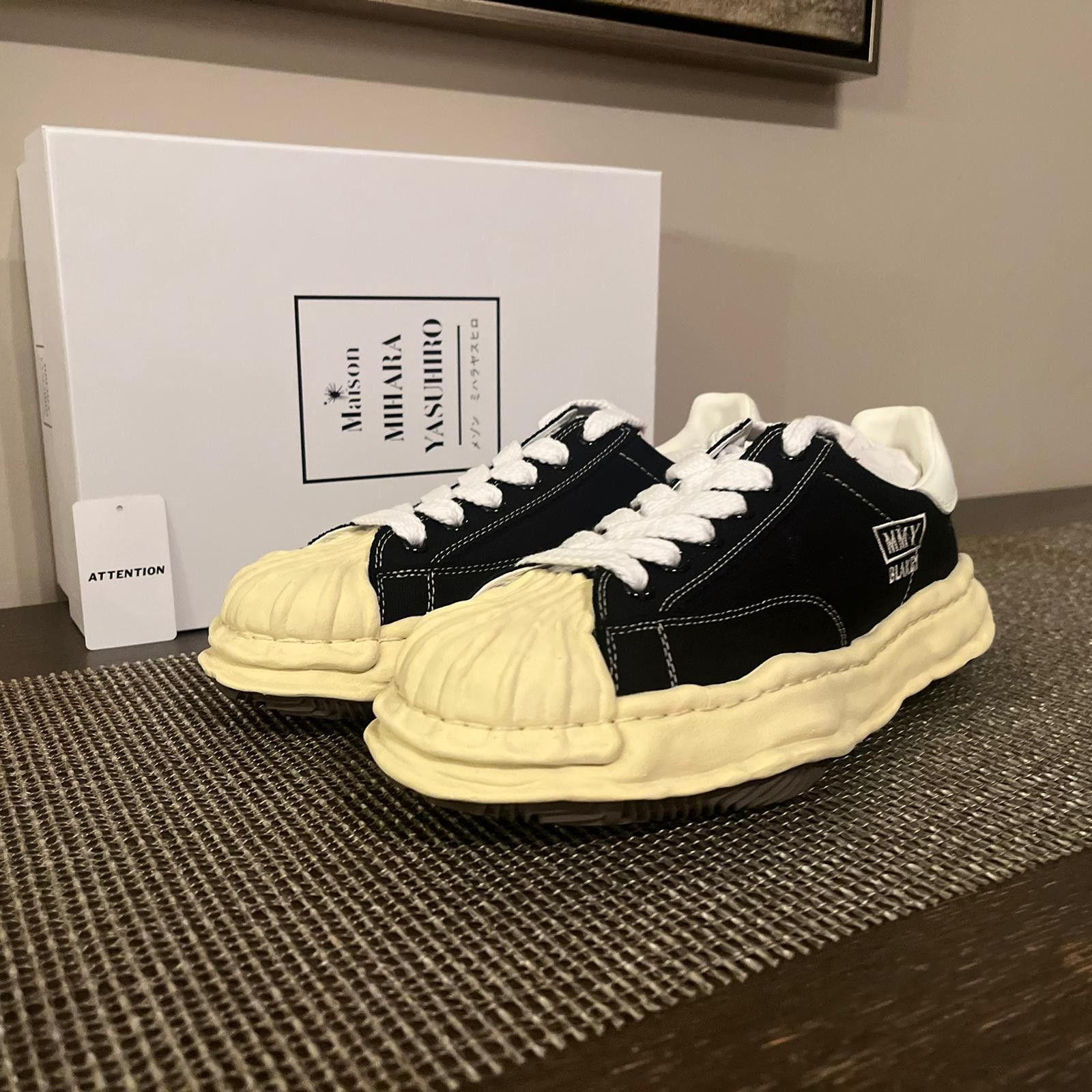 Maison MIHARA YASUHIRO Low Top Blakely Sneakers in Black Size US 9 / EU 42 - 8 Thumbnail