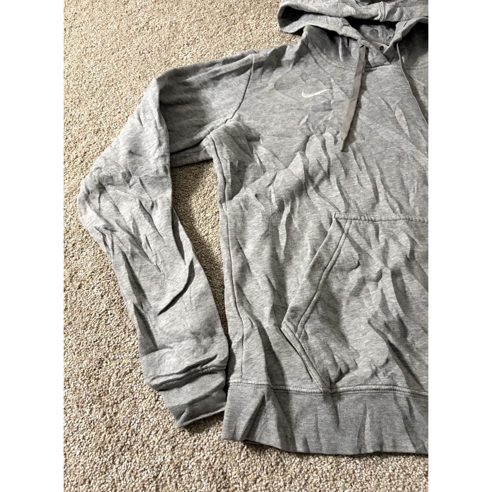 Nike Nike Mens Hoodie Grey Fleece Pullover Small Swoosh 836123-063 Size US M / EU 48-50 / 2 - 2 Thumbnail