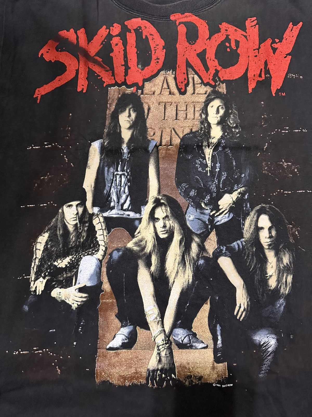 Other Vintage 1992 Skid Row Japan Tour Band Tshirt Size US L / EU 52-54 / 3 - 7 Thumbnail