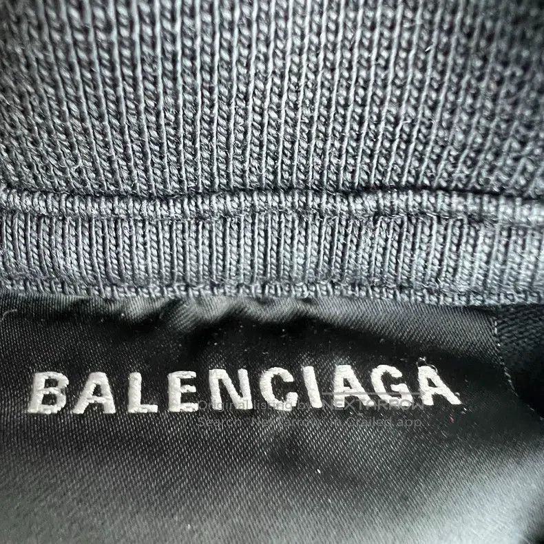 Balenciaga Balenciaga Tape Short Sleeve L Size US L / EU 52-54 / 3 - 2 Thumbnail
