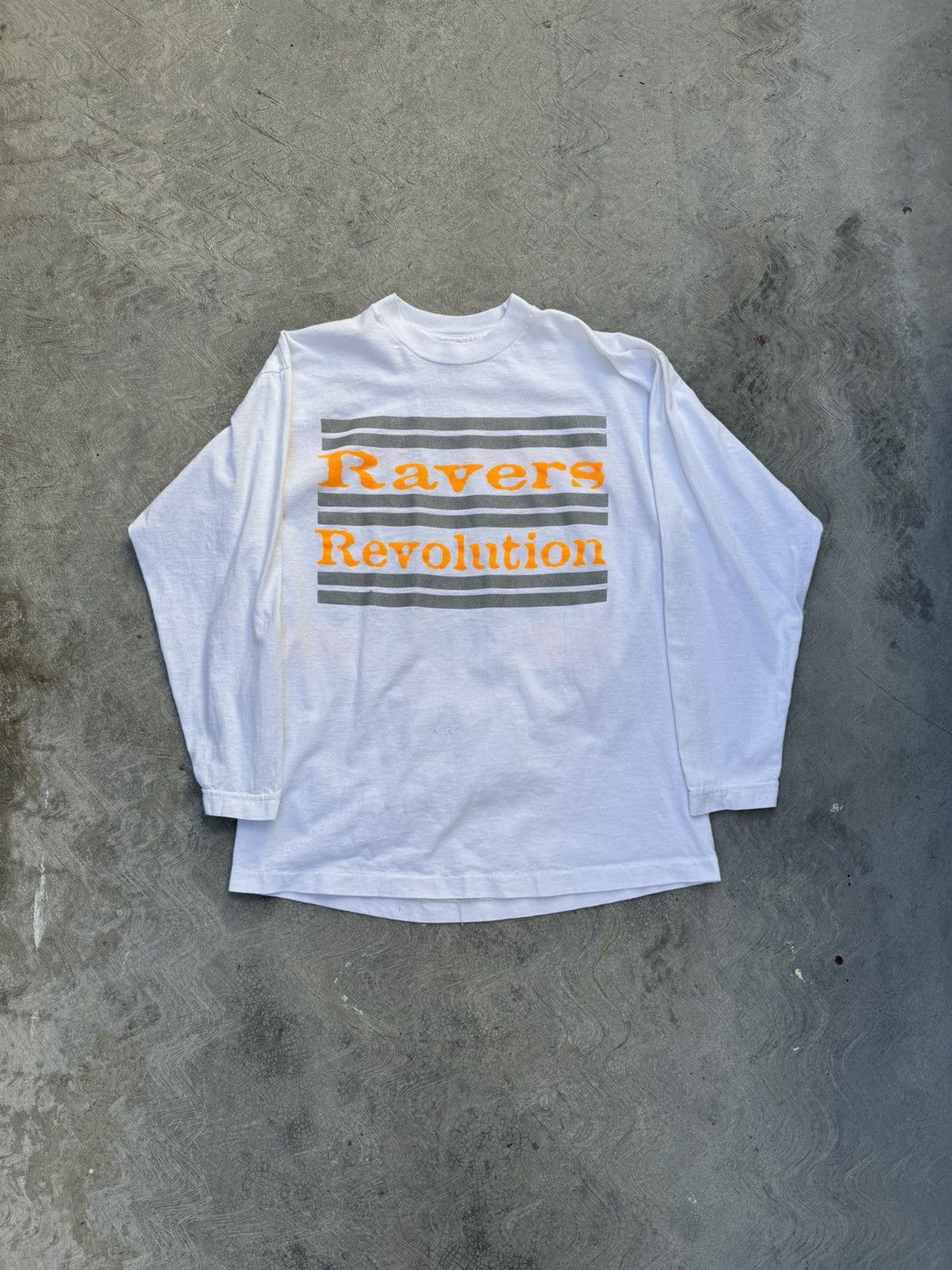 Vintage Vintage 1996 Thunderdome Ravers Revolution Longsleeve Shirt Size US L / EU 52-54 / 3 - 1 Thumbnail