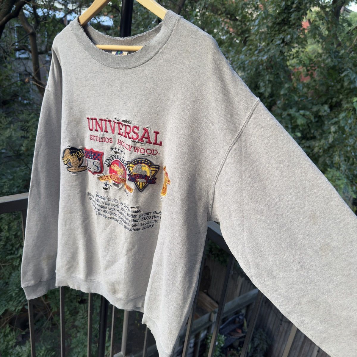 Vintage Universal Studios Hollywood Thrashed Sweatshirt ERD Grunge Size US XL / EU 56 / 4 - 6 Thumbnail