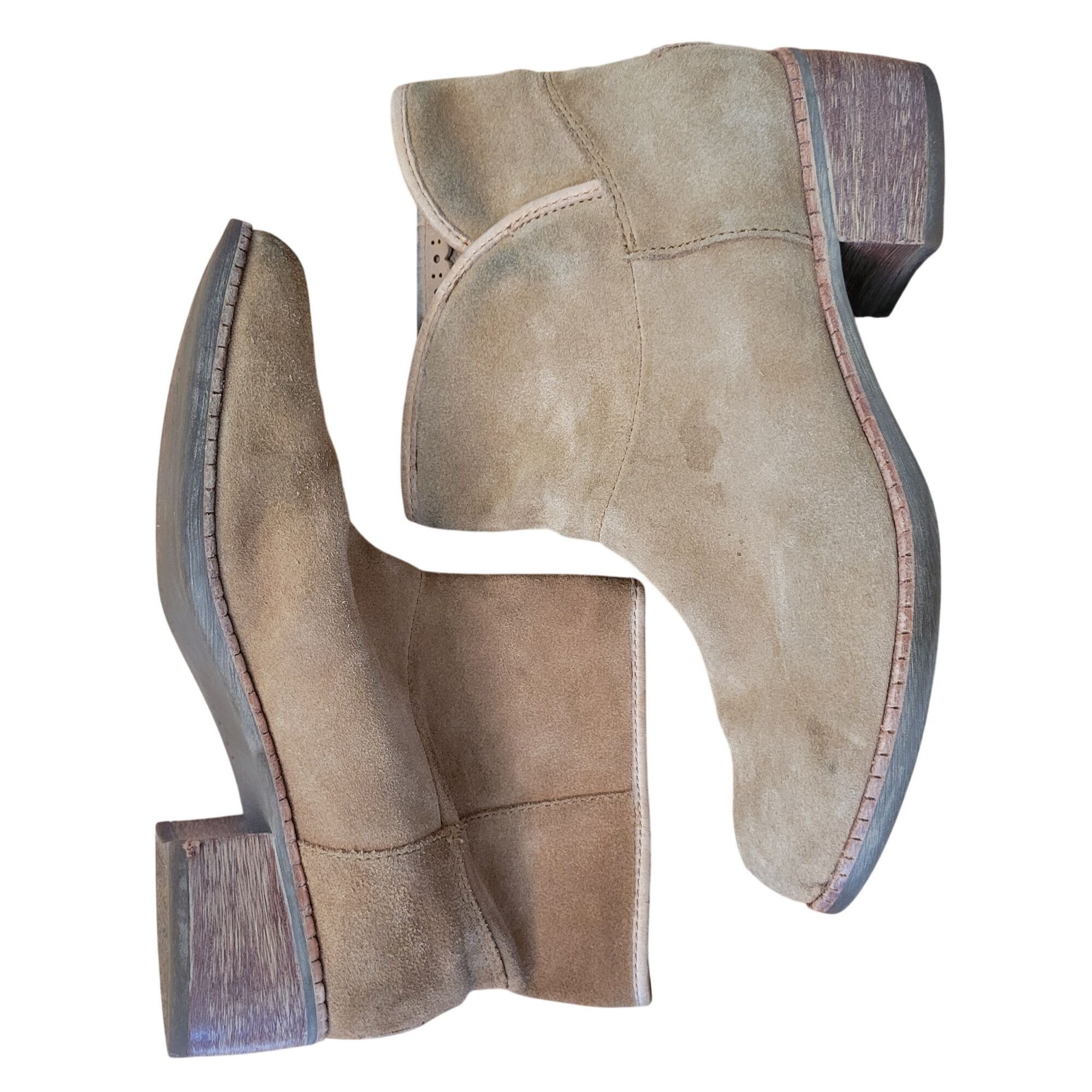 Ugg UGG Suede Leather Ankle Boots 7 Sheepskin Insole 1004367 DAR Size US 7 / IT 37 - 1 Thumbnail