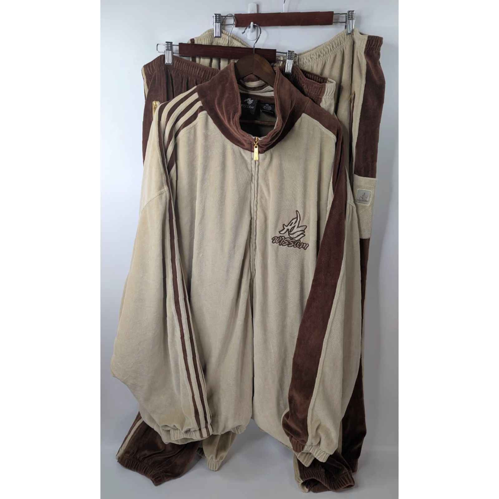 Velour VINTAGE Al Wissam Tracksuit Velour Brown Beige 3XL Men Hip Hop Streetwear Jacket Pants Set Velour Insulated Long Sleeve Brown Big & Tall Mens Size US 39 - 2 Thumbnail