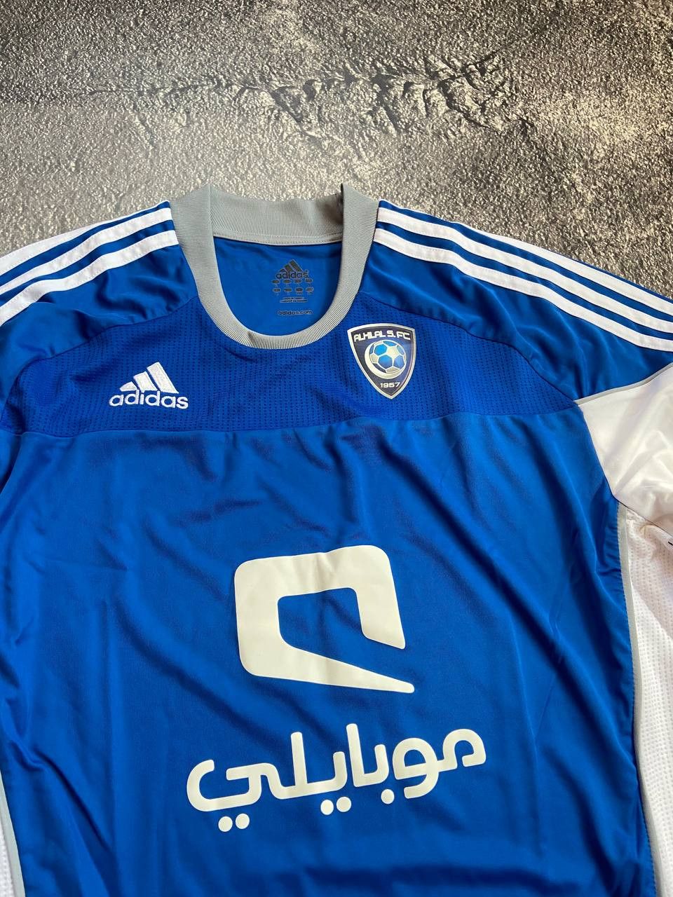 Adidas Adidas Al Hilal 2010 jersey Size US L / EU 52-54 / 3 - 2 Thumbnail