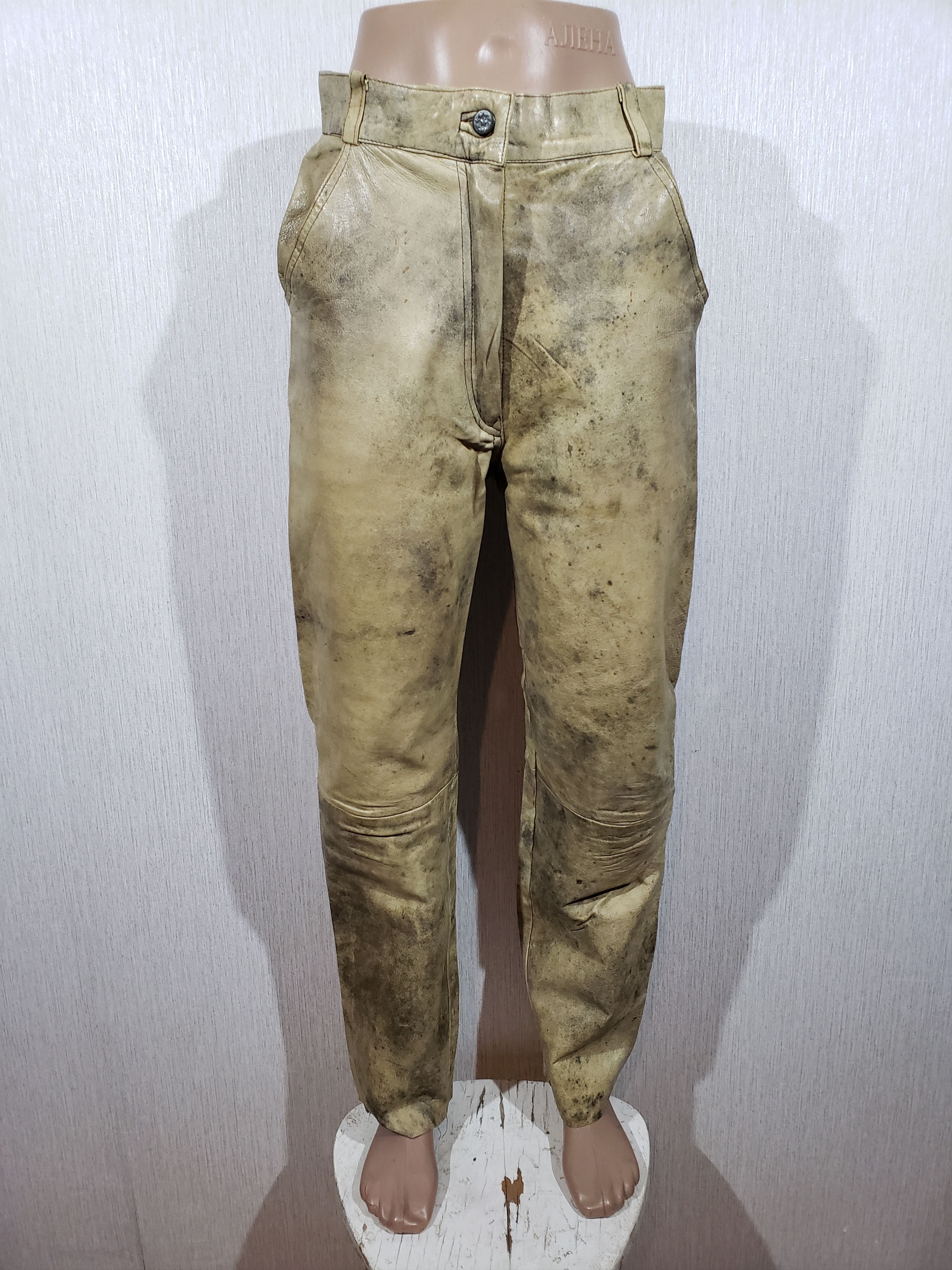 Genuine Leather Brown women's pants with pockets. Size 28" / US 6 / IT 42 - 1 Thumbnail