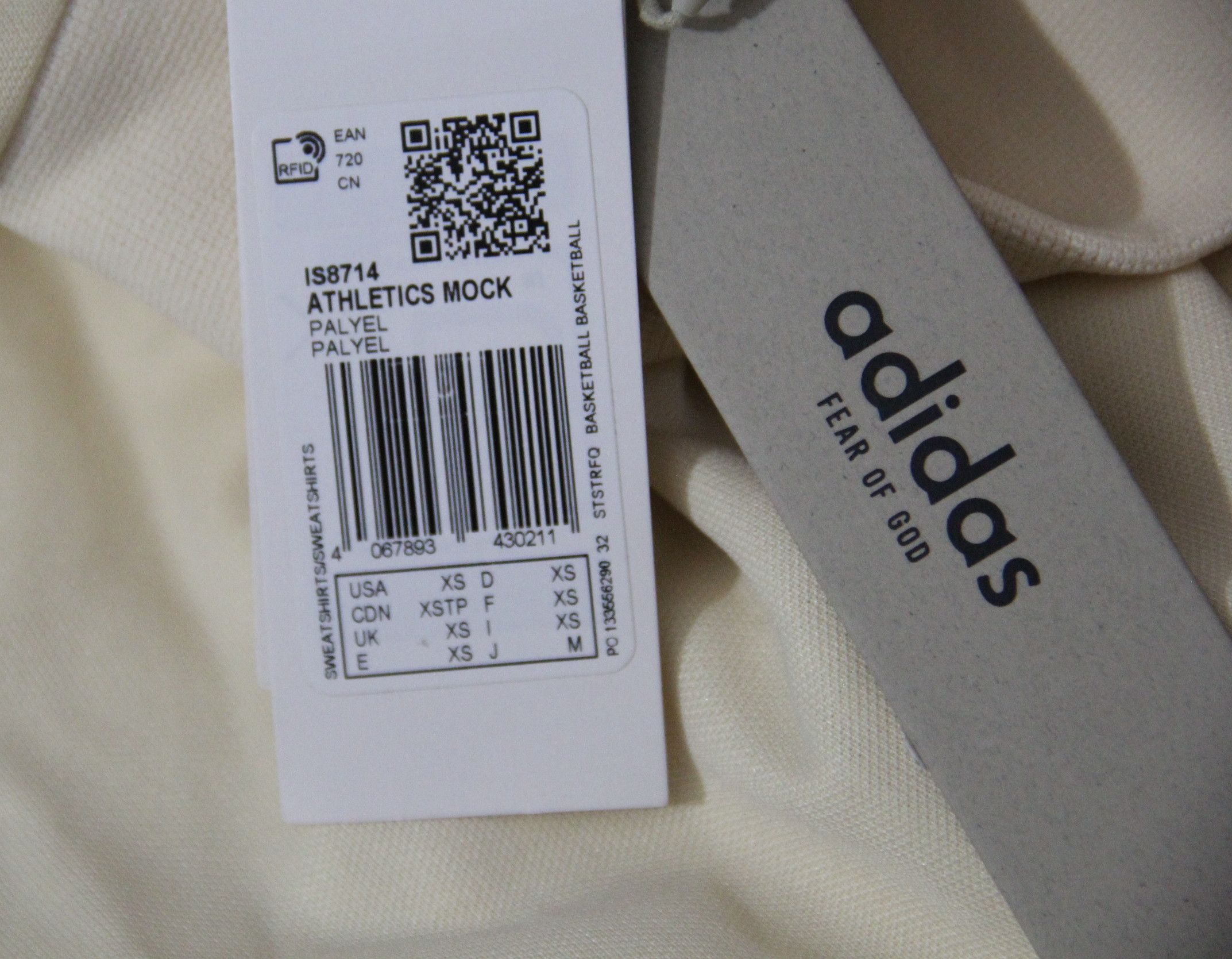 Adidas × Fear of God adidas x Fear of God ATHLETICS Suede Fleece Swearshirt XS Size XS / US 0-2 / IT 36-38 - 3 Thumbnail