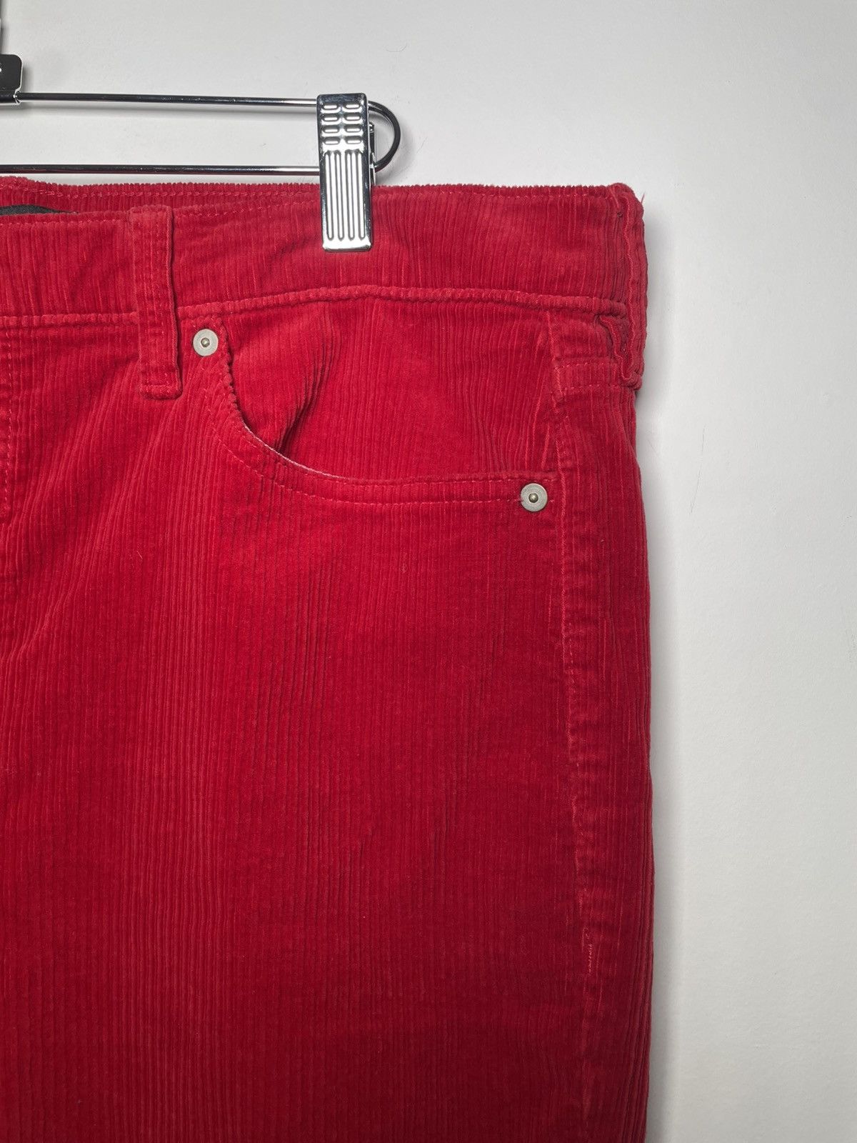Banana Republic Banana Republic Red Corduroy Straight 32x31 Size US 31 - 8 Thumbnail