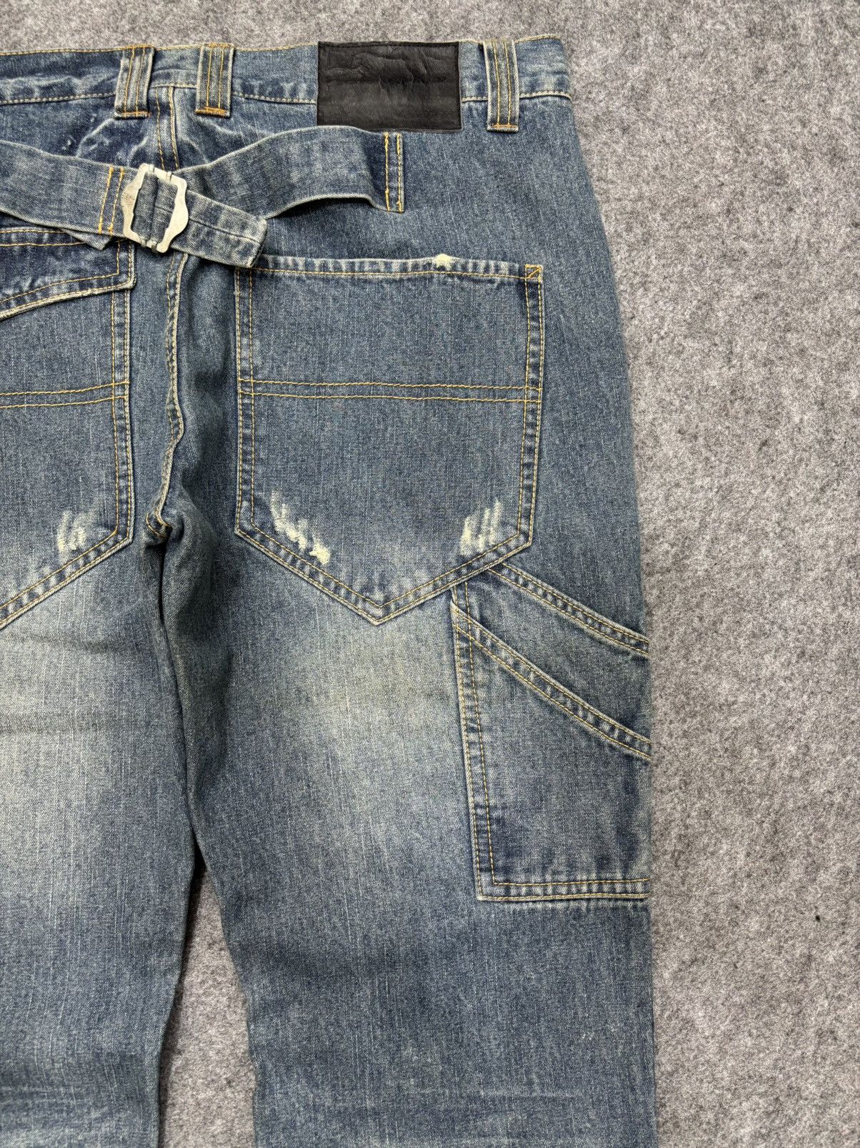 Japanese Brand DIVINER Japan Distressed Carpenter Denim F689 Size US 34 / EU 50 - 10 Thumbnail