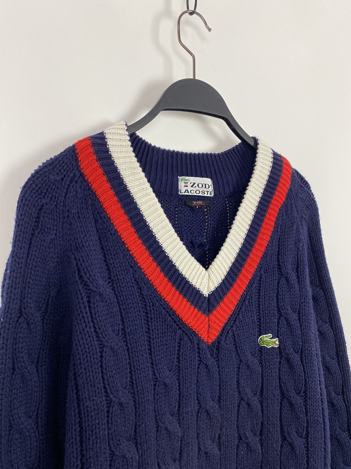 Lacoste 1980’s Vintage Izod Lacoste Cable Knit V-Neck Sweater Size US L / EU 52-54 / 3 - 2 Thumbnail
