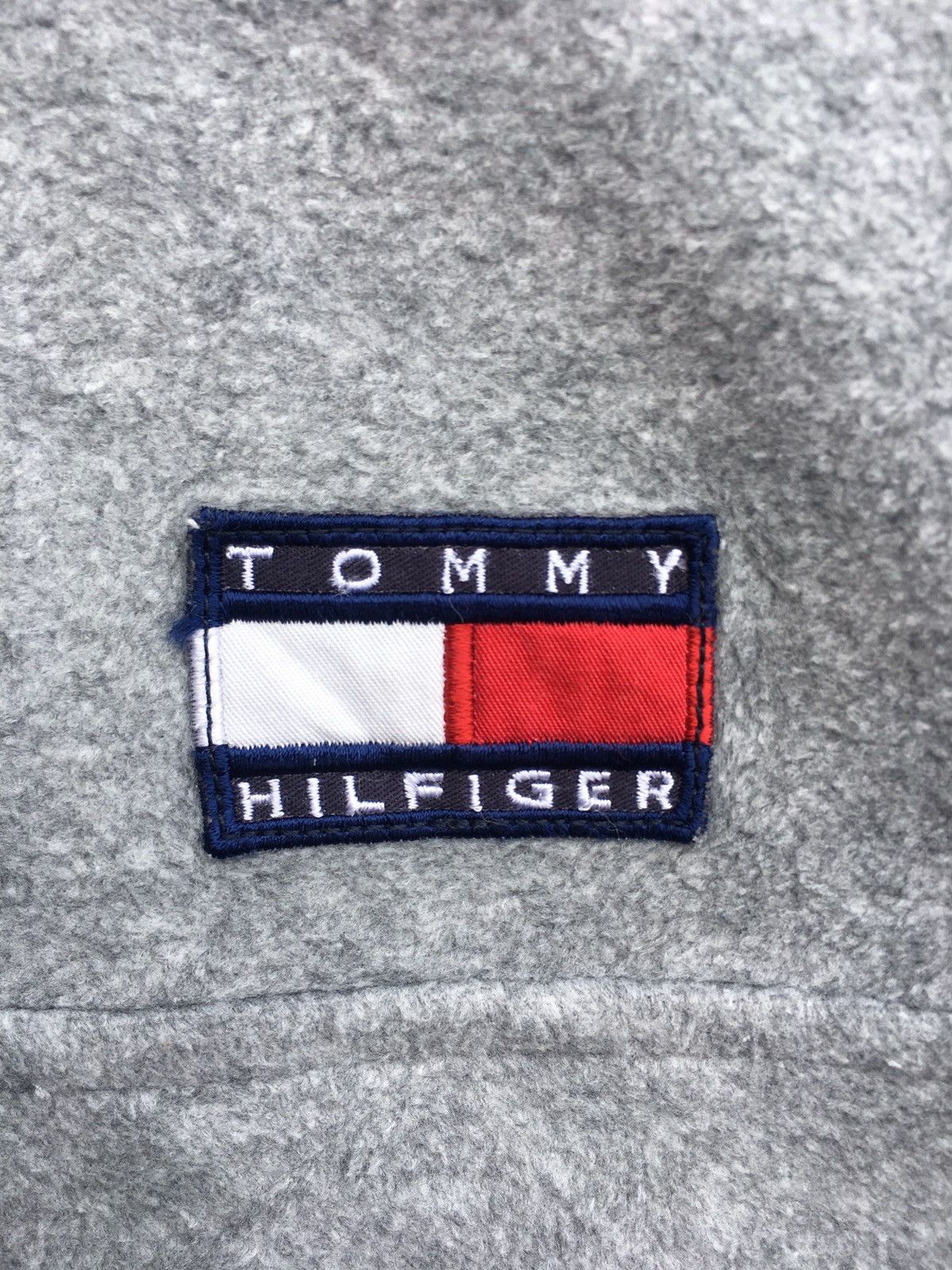 Tommy Hilfiger Rare Vintage 90s Tommy Hilfiger Sweatshirt Size US XL / EU 56 / 4 - 9 Thumbnail