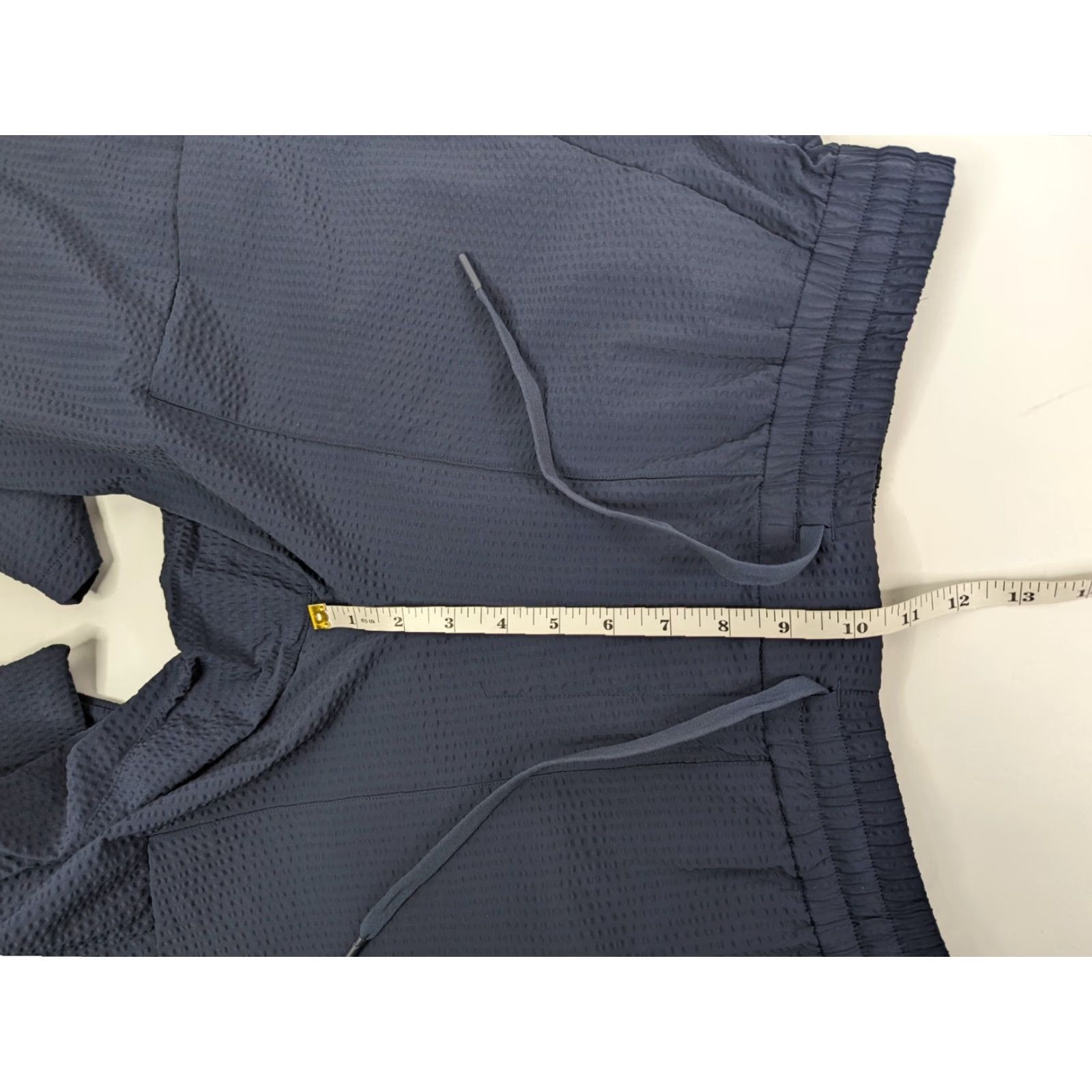 Lululemon Lululemon Mens Bowline Pants in Graphite Navy Size L Stretch Drawstring Chino Casual Workwear 30 in Inseam Regular Front Flat Pocket Slash Pocket Mens Size US 33 - 6 Thumbnail