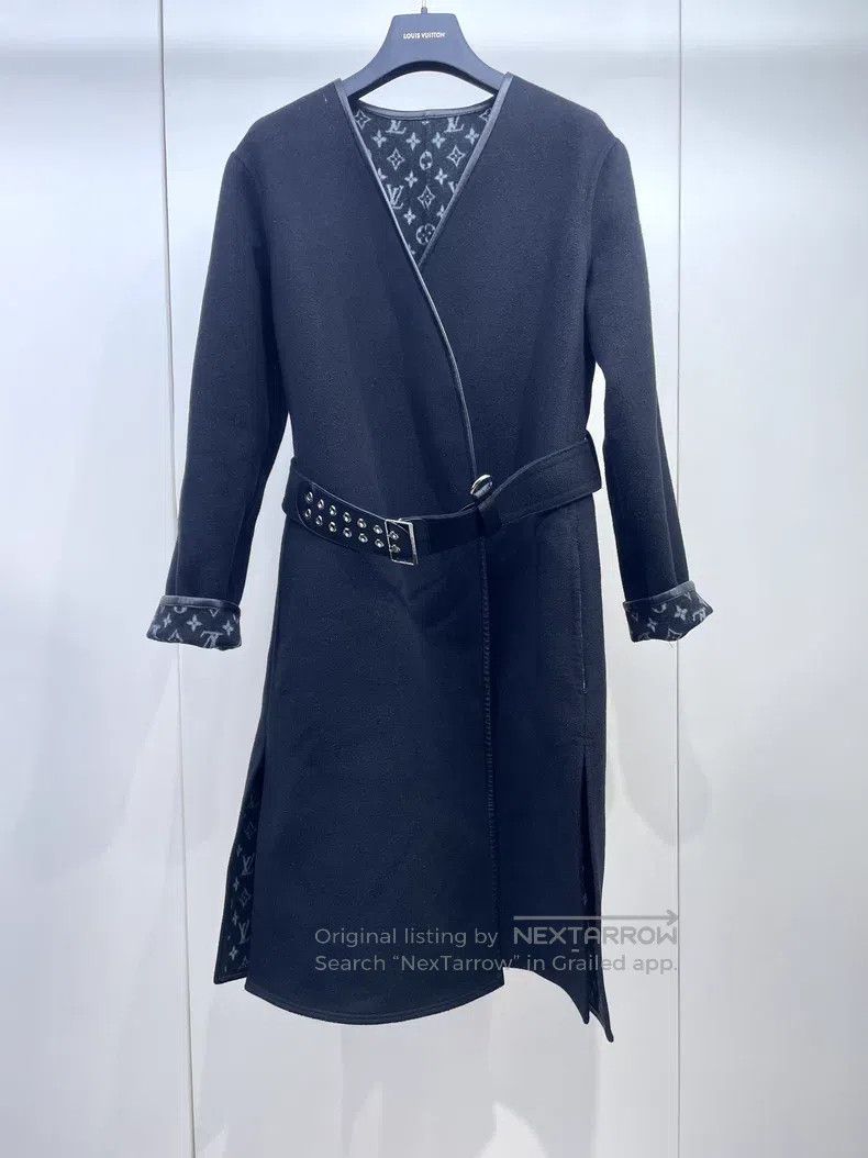 Louis Vuitton Louis Vuitton Presbyopic coat Size XS / US 0-2 / IT 36-38 - 1 Thumbnail