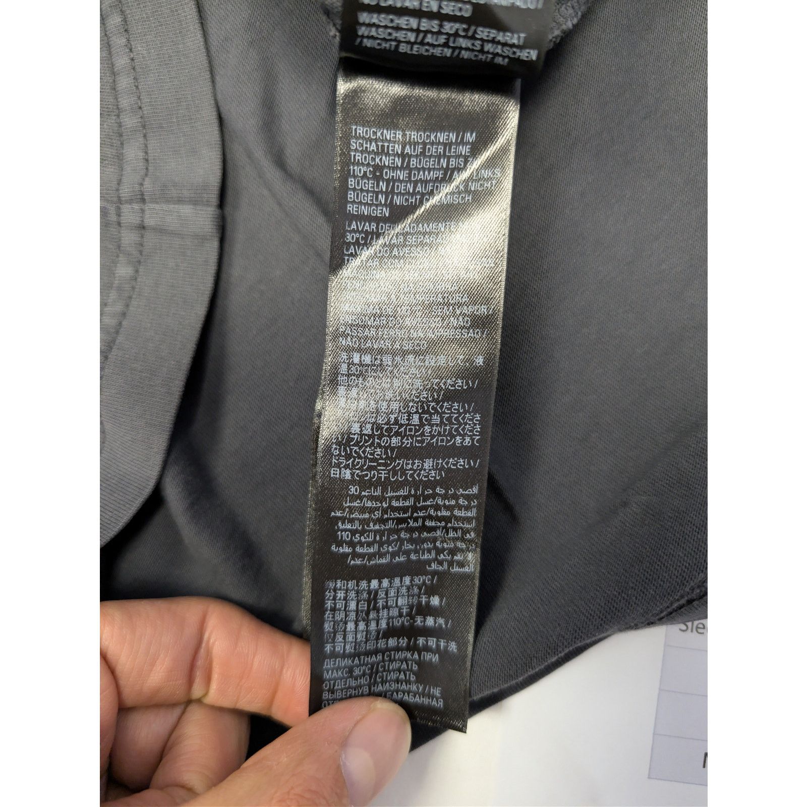 Balenciaga o1rshd1 Offshore Oversized Vintage Jersey T-Shirt in Black Size US XL / EU 56 / 4 - 19 Thumbnail