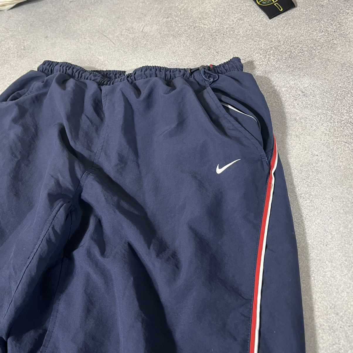 Nike 00s Vintage Nike Pants Nylon Rare Swoosh Drill Size US 34 / EU 50 - 3 Thumbnail