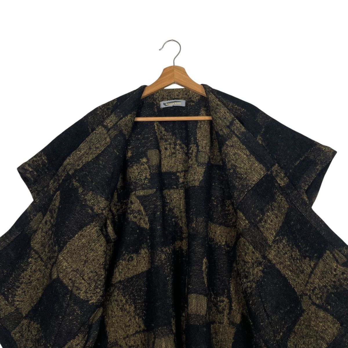Issey Miyake Vintage 80s Issey Miyake Asymmetrical Wool Jacket Size US M / EU 48-50 / 2 - 12 Thumbnail