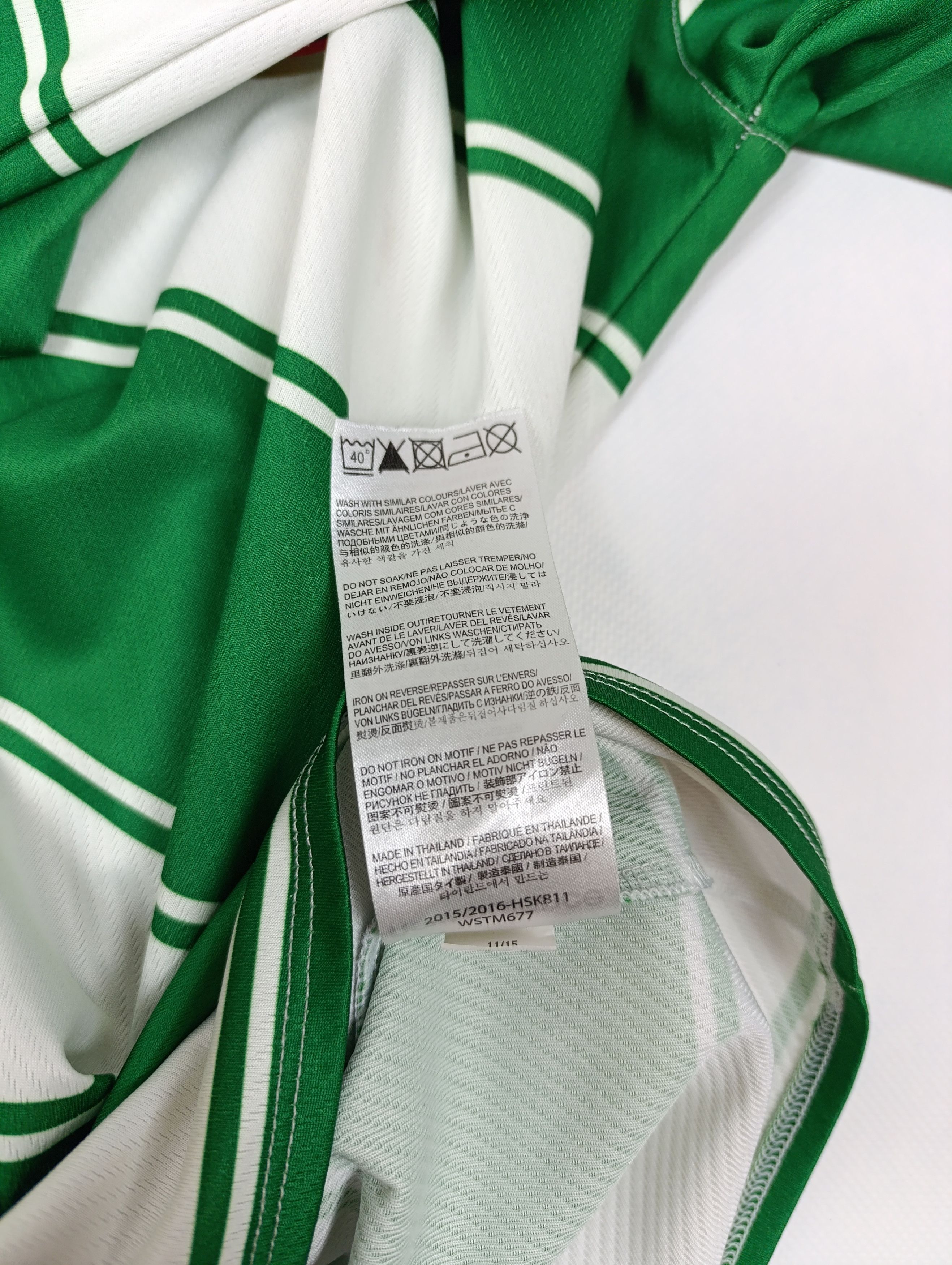 New Balance NEW BALANCE CELTIC HOME LONG SLEEVE JERSEY 2015 - 2016 Size US M / EU 48-50 / 2 - 13 Thumbnail