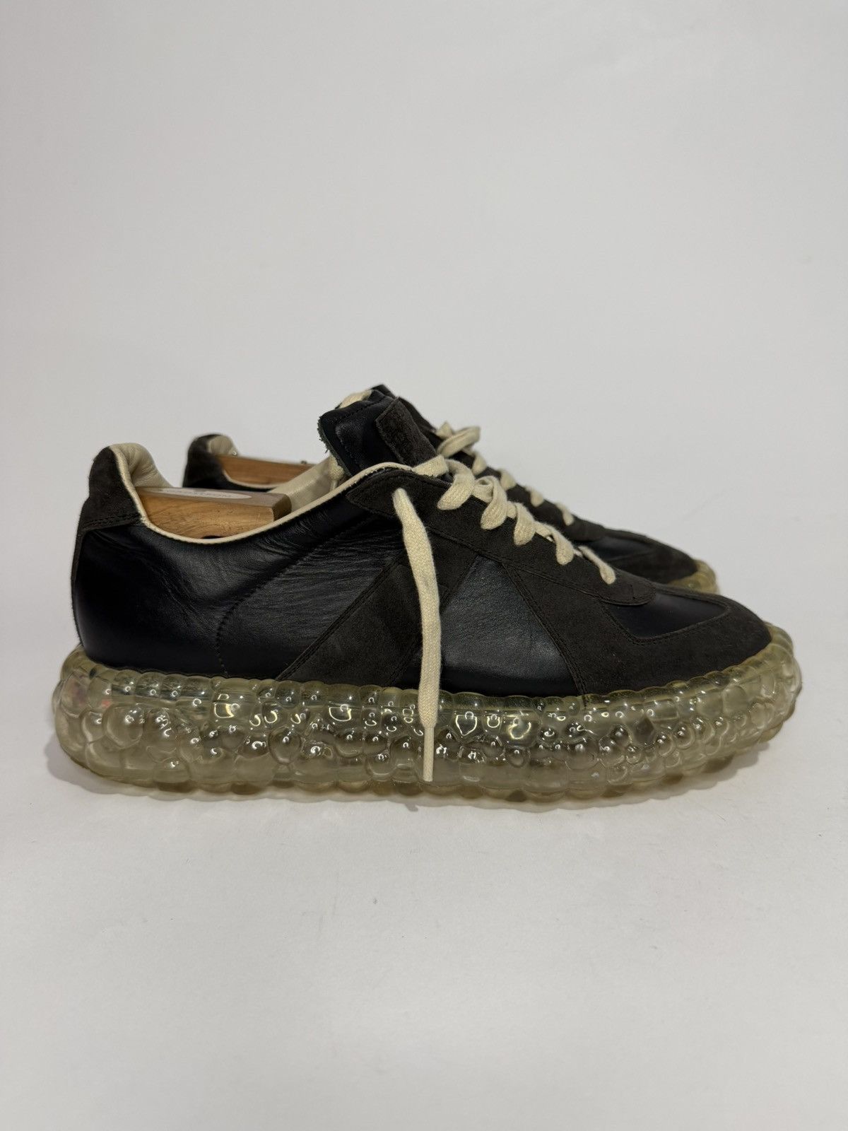 Maison Margiela Maison Margiela - Replica Super Bounce Low Top Sneakers Size US 9 / EU 42 - 3 Thumbnail