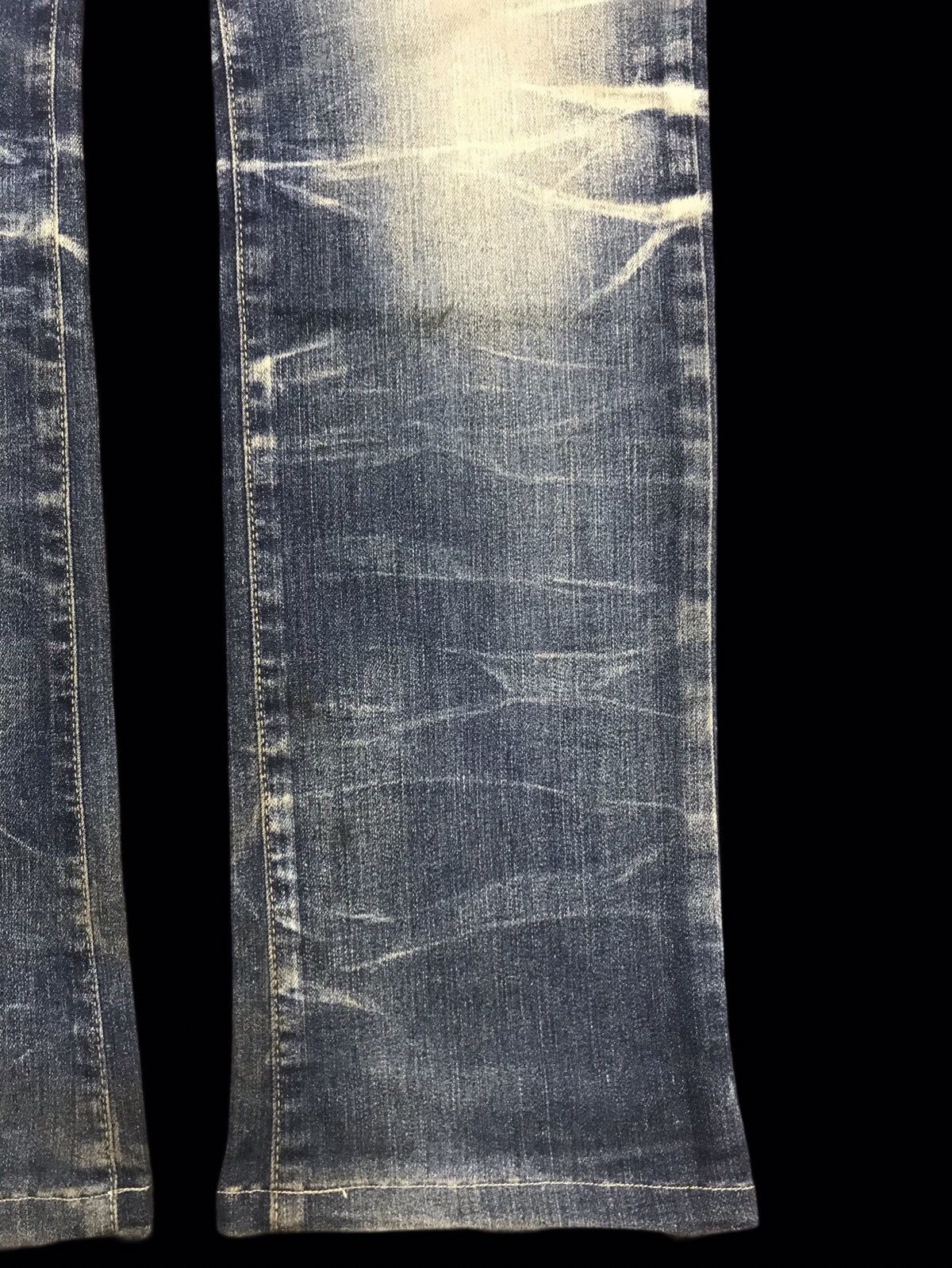 Japanese Brand 💥FLARE💥Tornado Mart Claws Fades ARCHIVAL Dirty Denim F239 Size US 32 / EU 48 - 7 Thumbnail