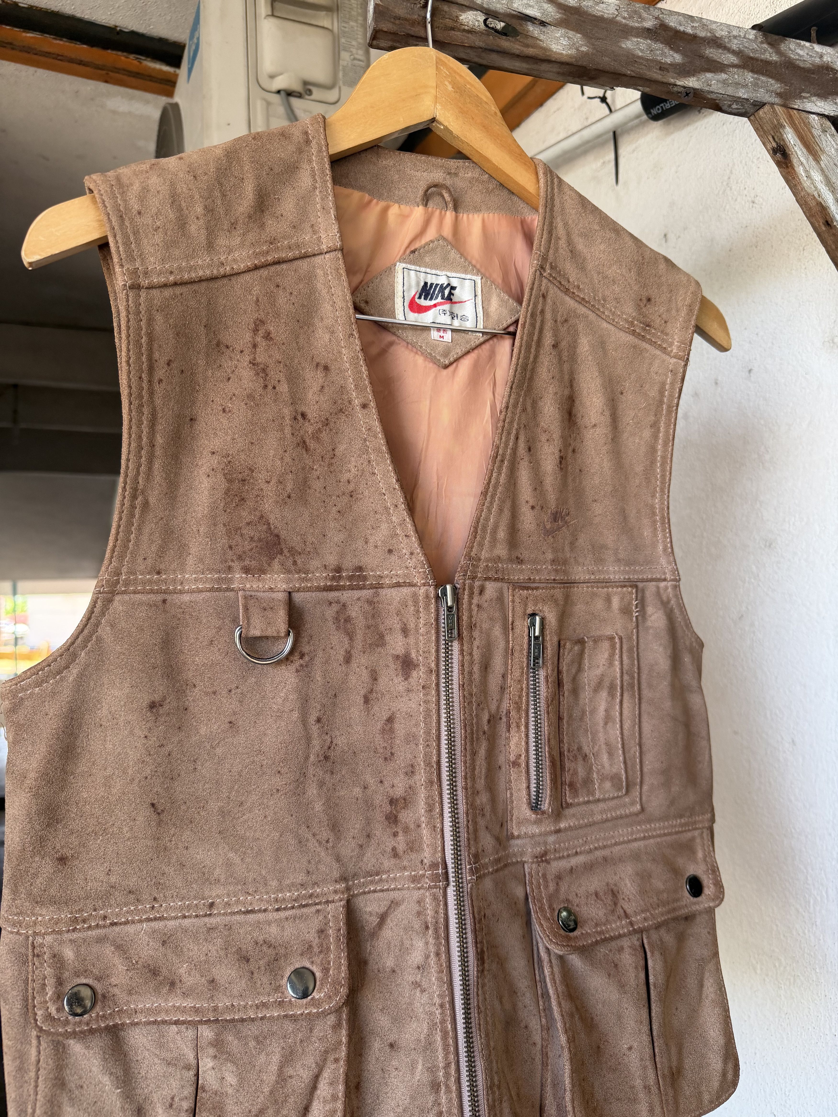 Nike Very Rare❗️Vintage 90s Nike Suede Leather Vest Jacket Size US M / EU 48-50 / 2 - 3 Thumbnail