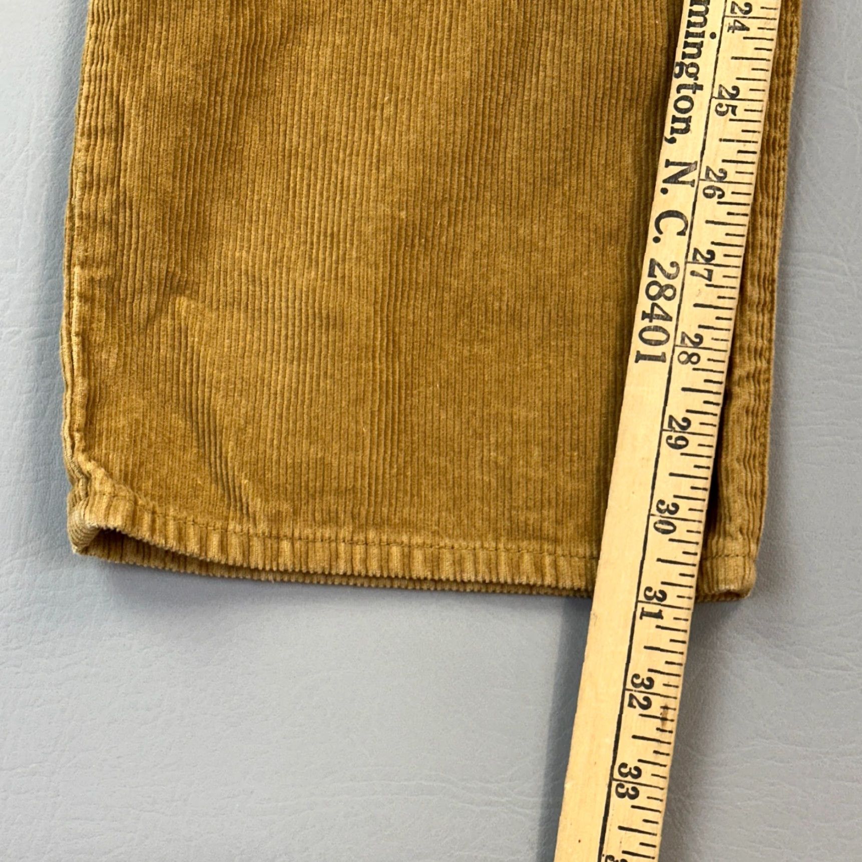 Levi's VINTAGE Levi's Pants Baggy 1990s 90s Corduroy Brown Relaxed Straight Women's 28 30x31 Chino Logo Pockets Retro Casual Workwear Ocean? Size 28" / US 6 / IT 42 - 3 Thumbnail